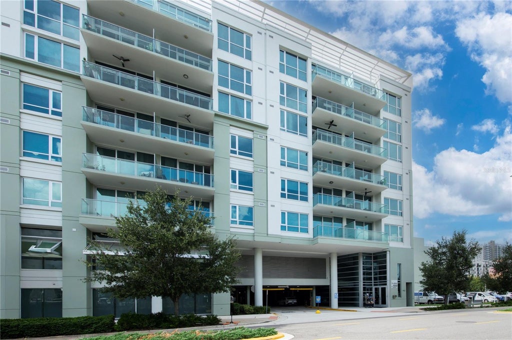 Photo of 912 Channelside Drive #2414, Tampa, FL 33602 (MLS # O6446691)