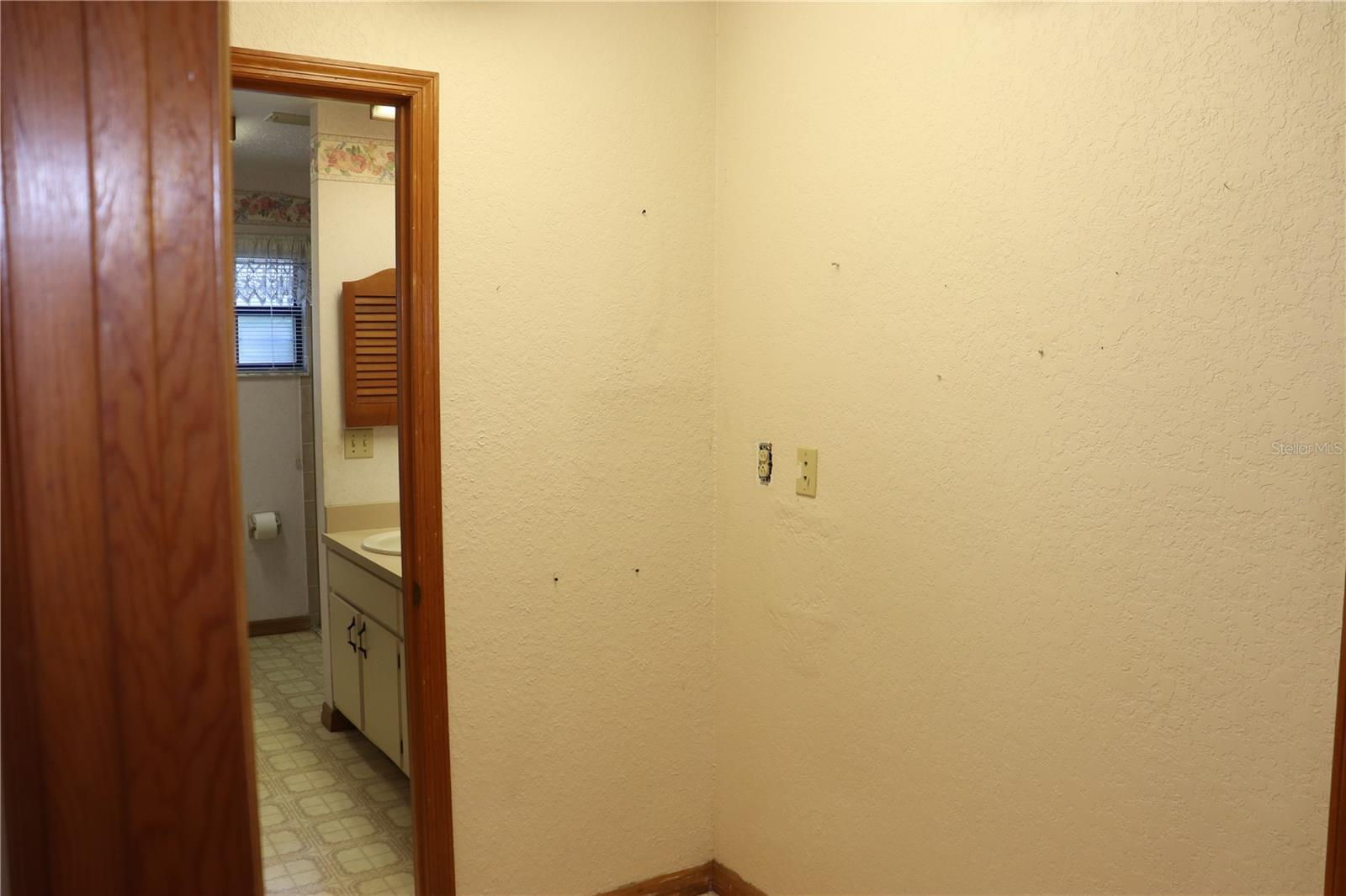 TRAILS EAST - Residential