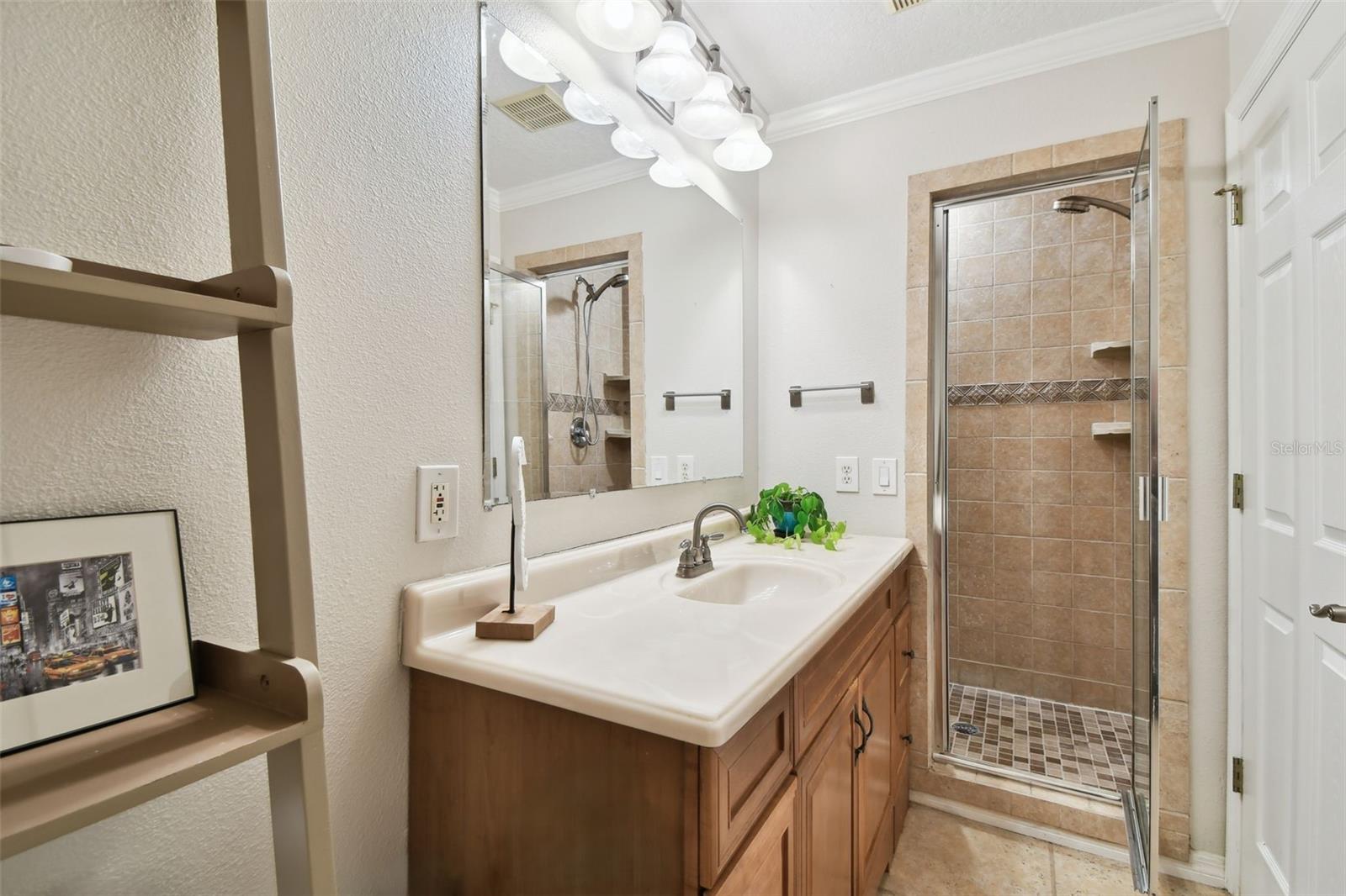 SPINNAKER COVE CONDO PHA - Residential