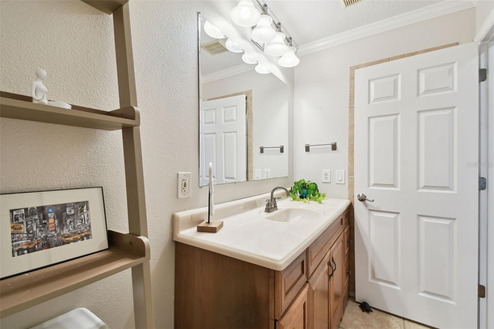 SPINNAKER COVE CONDO PHA - Residential