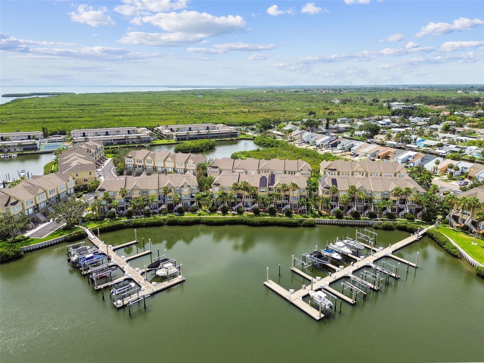 SPINNAKER COVE CONDO PHA - Residential