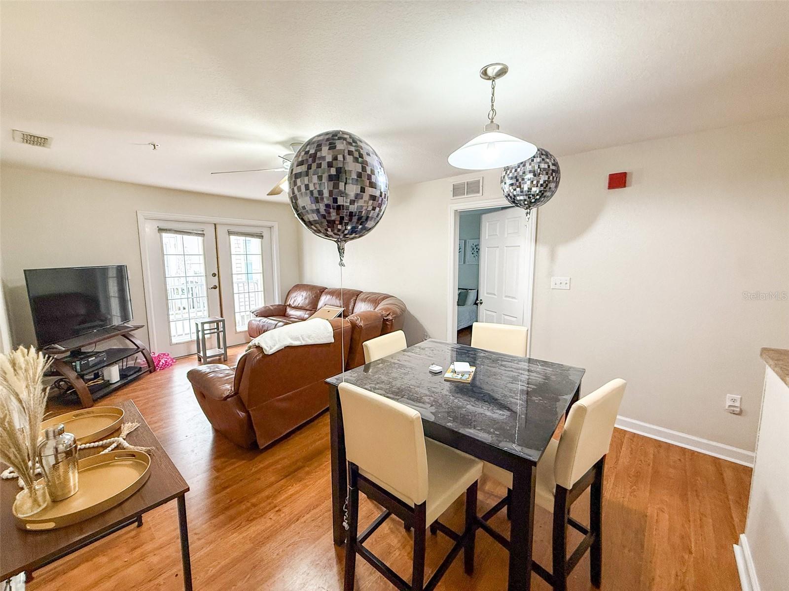 OXFORD TERRACE - Residential