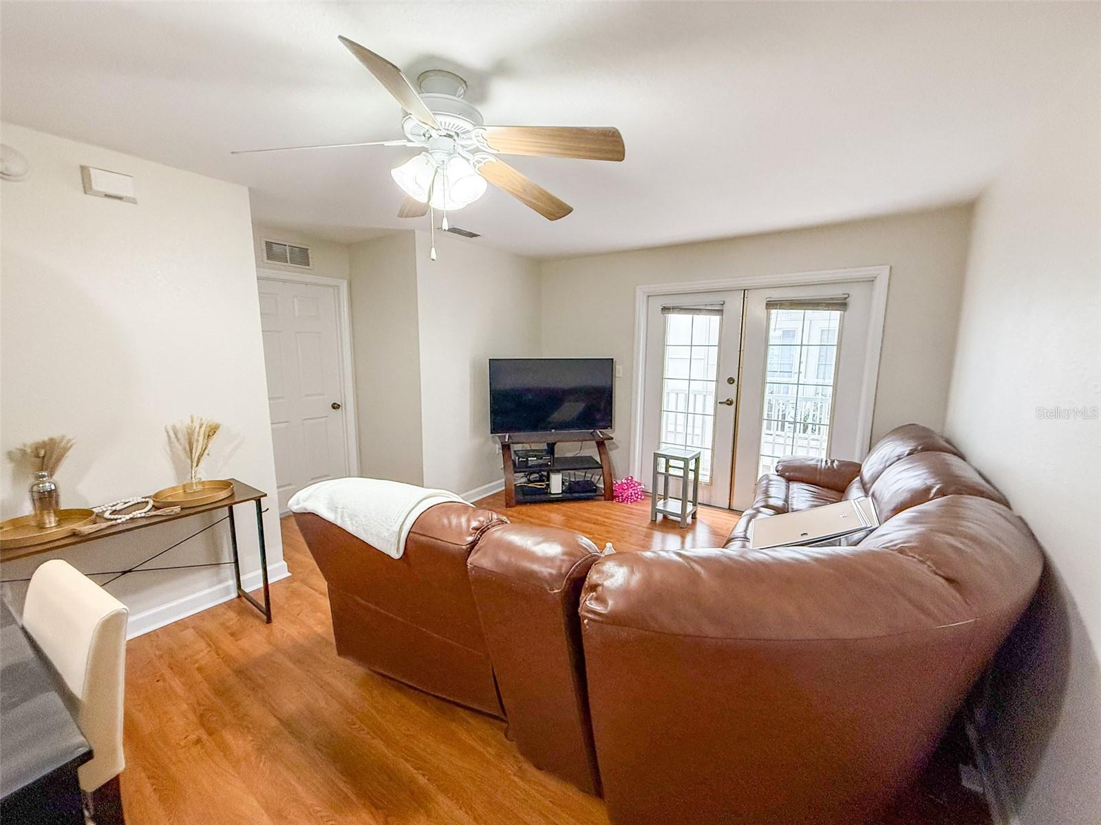 OXFORD TERRACE - Residential