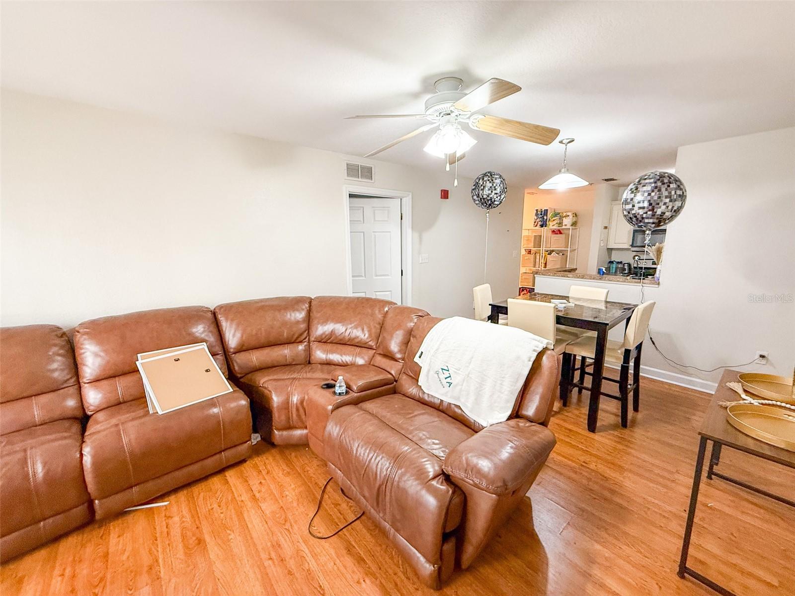 OXFORD TERRACE - Residential