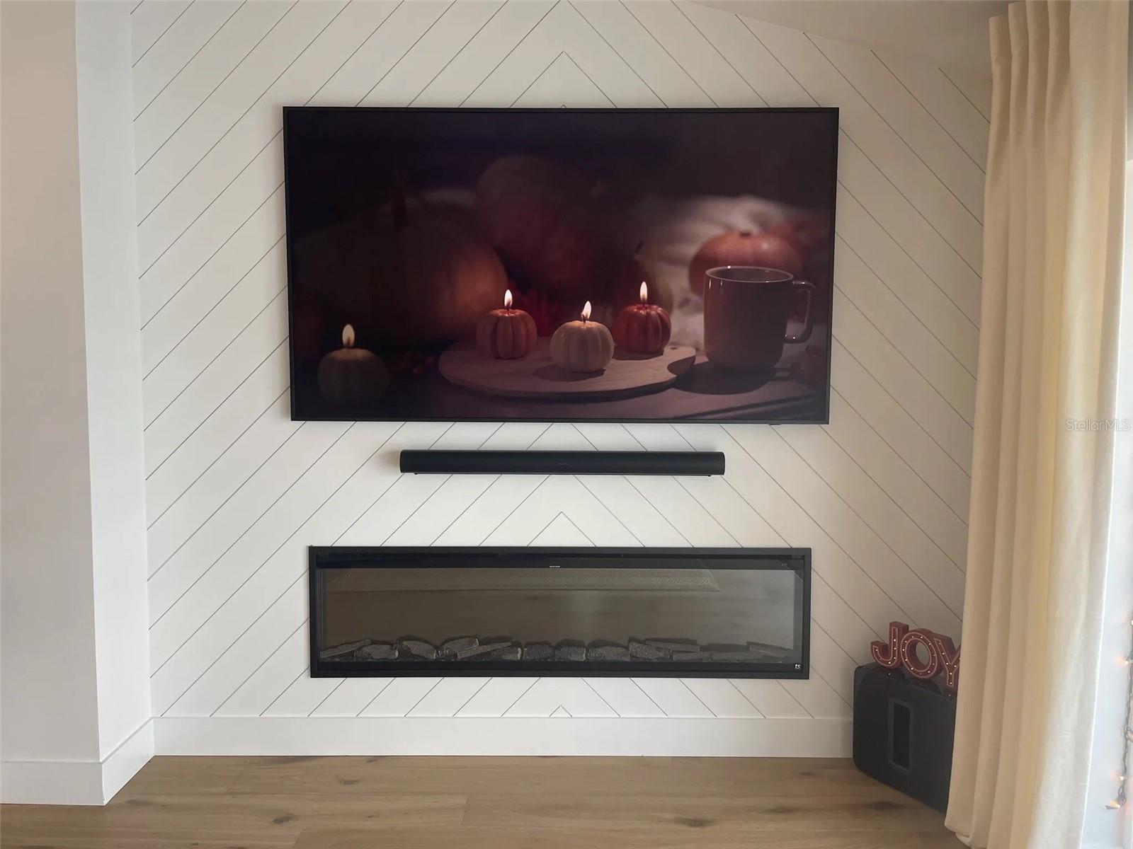 1021 TEMPLE GROVE PLACE