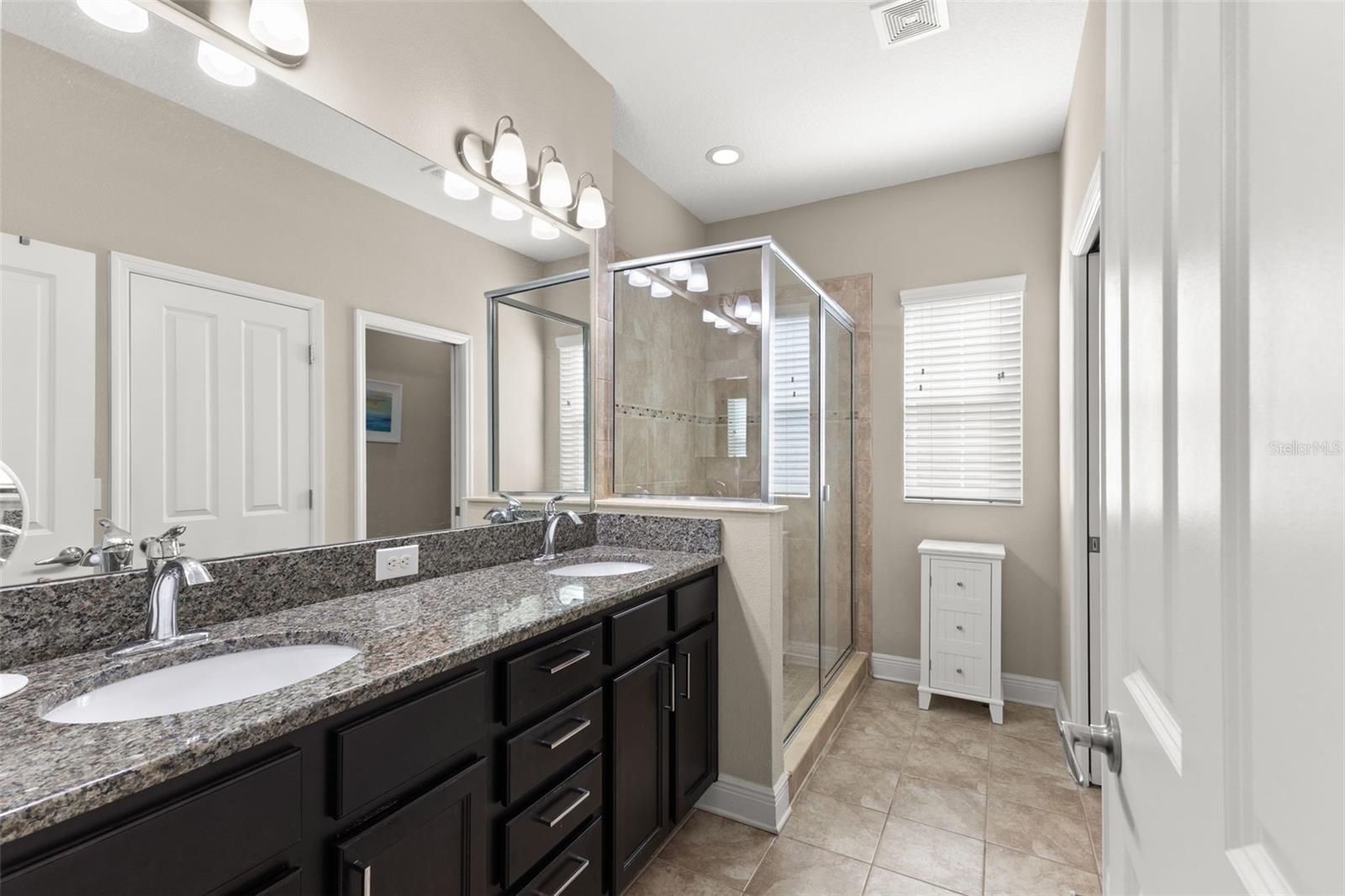 HAYES PARK VILLAGE - Residential