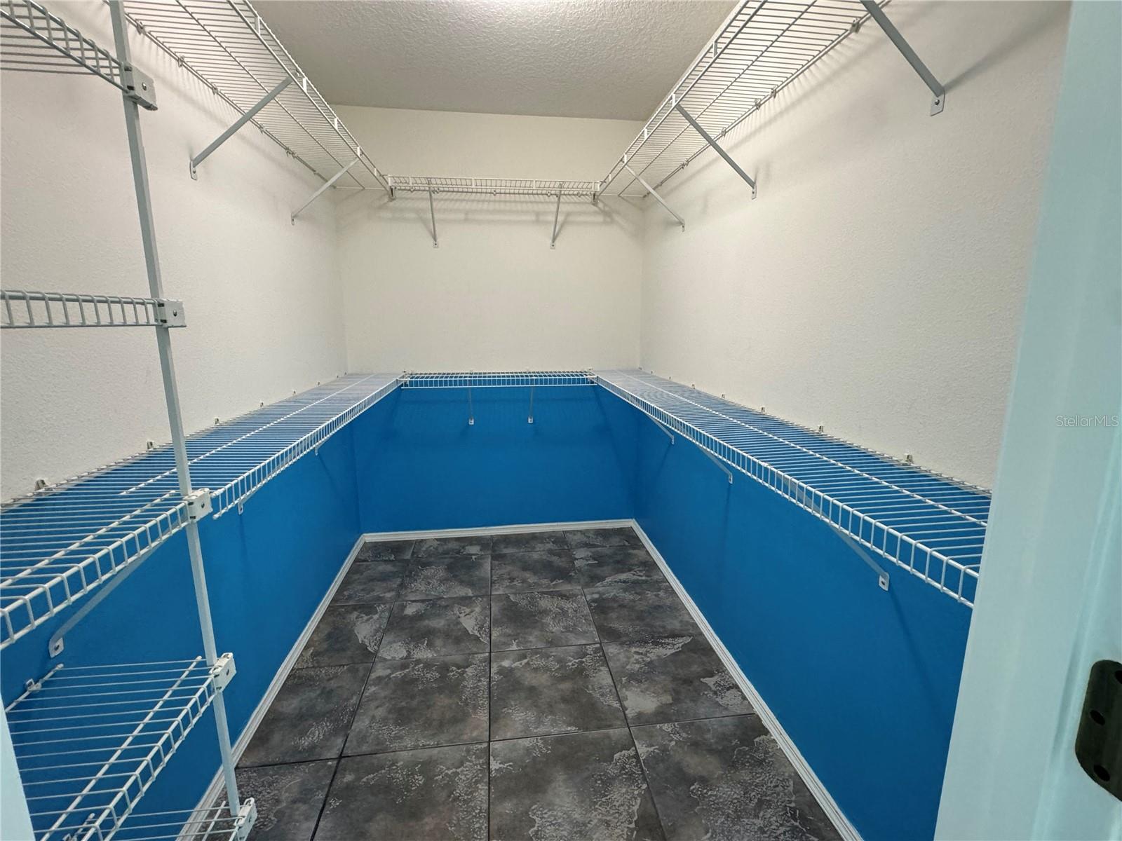 WELLINGTON CHASE - Residential