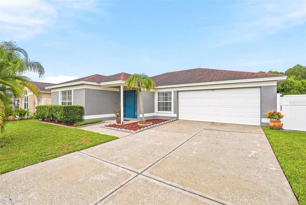 Photo of 11026 Streamside Drive, Tampa, FL 33624 (MLS # L4963568)