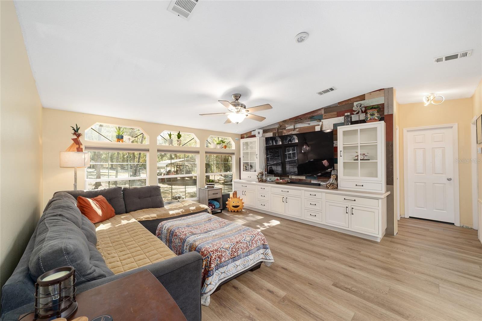 39742 CAROLINA AVENUE