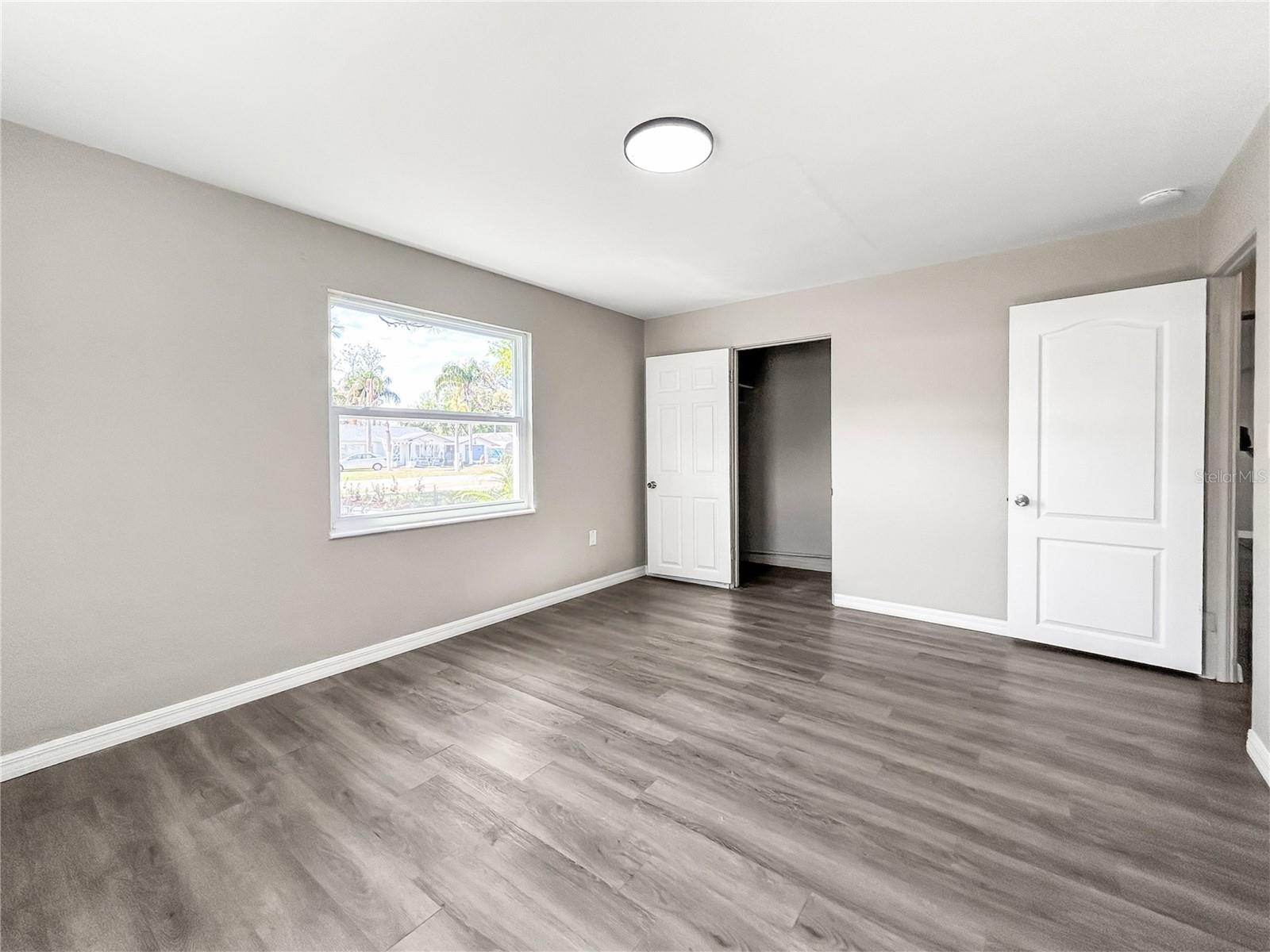 LYNNHURST - Residential