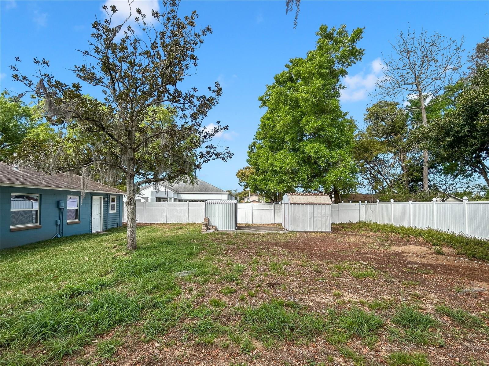 LYNNHURST - Residential