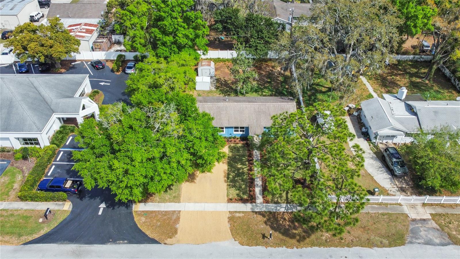 LYNNHURST - Residential