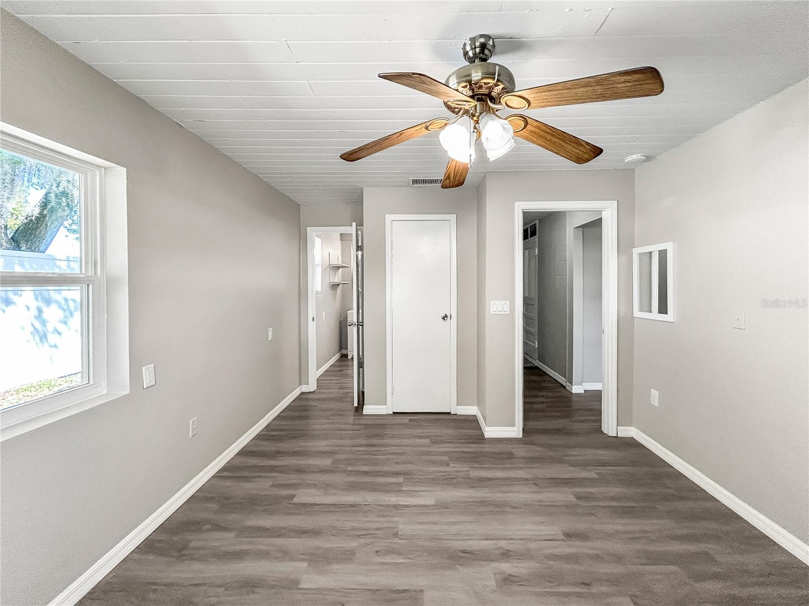 LYNNHURST - Residential