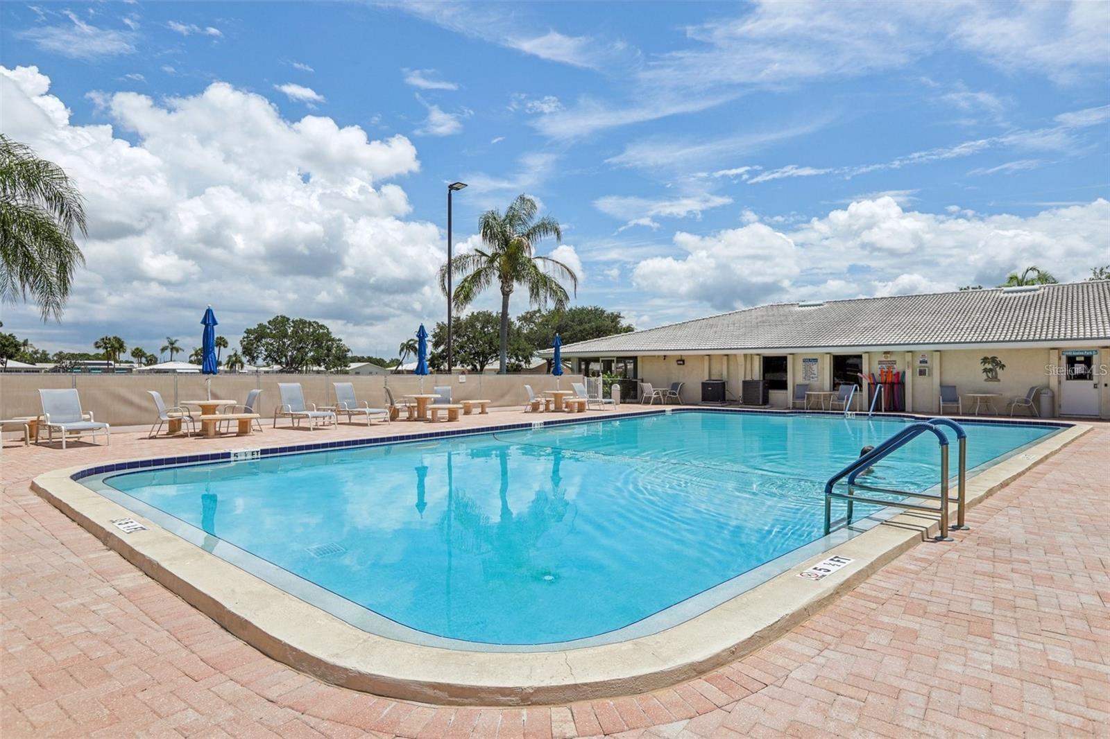 SPRINGWOOD VILLAS - Residential