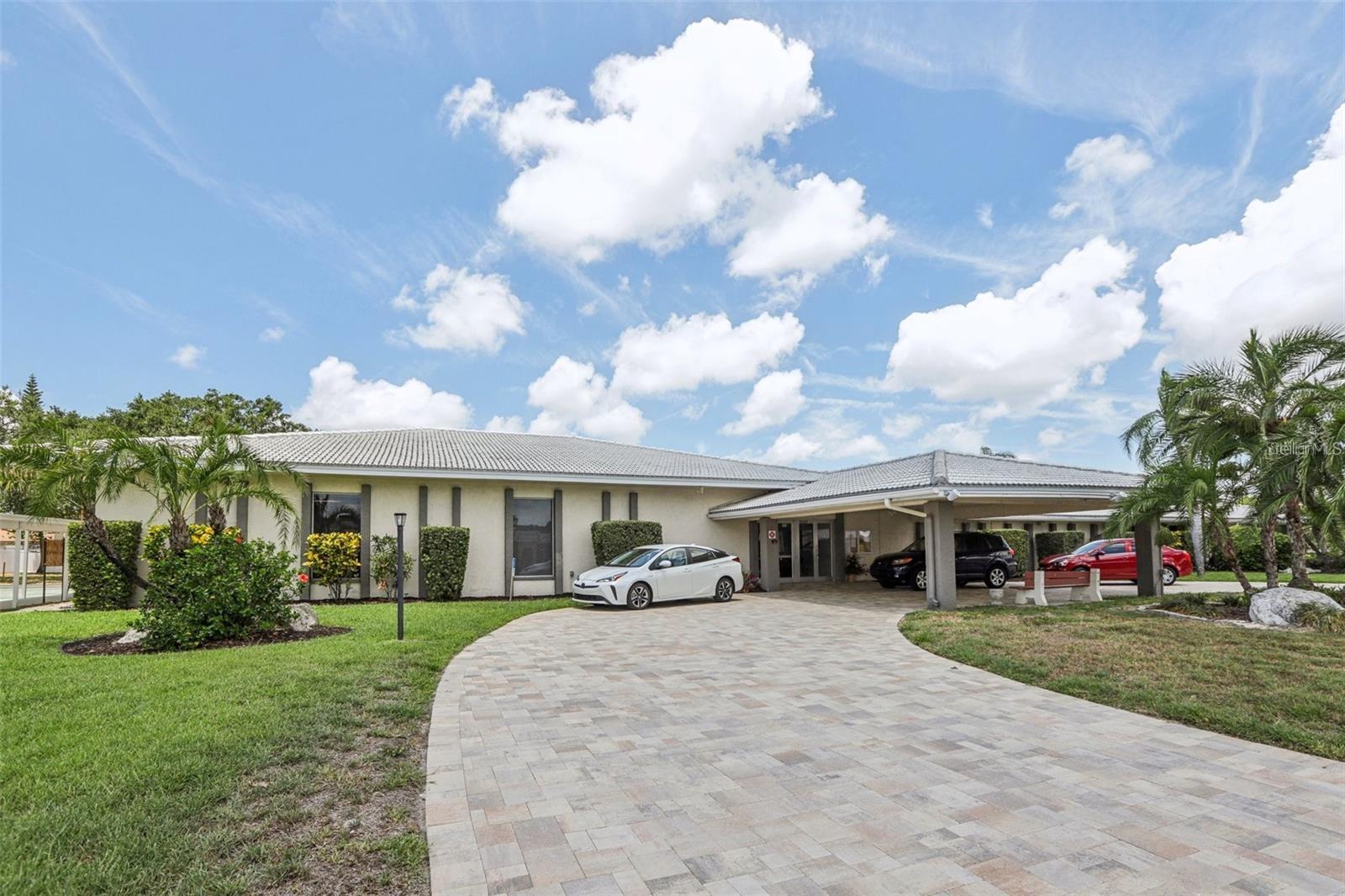 SPRINGWOOD VILLAS - Residential