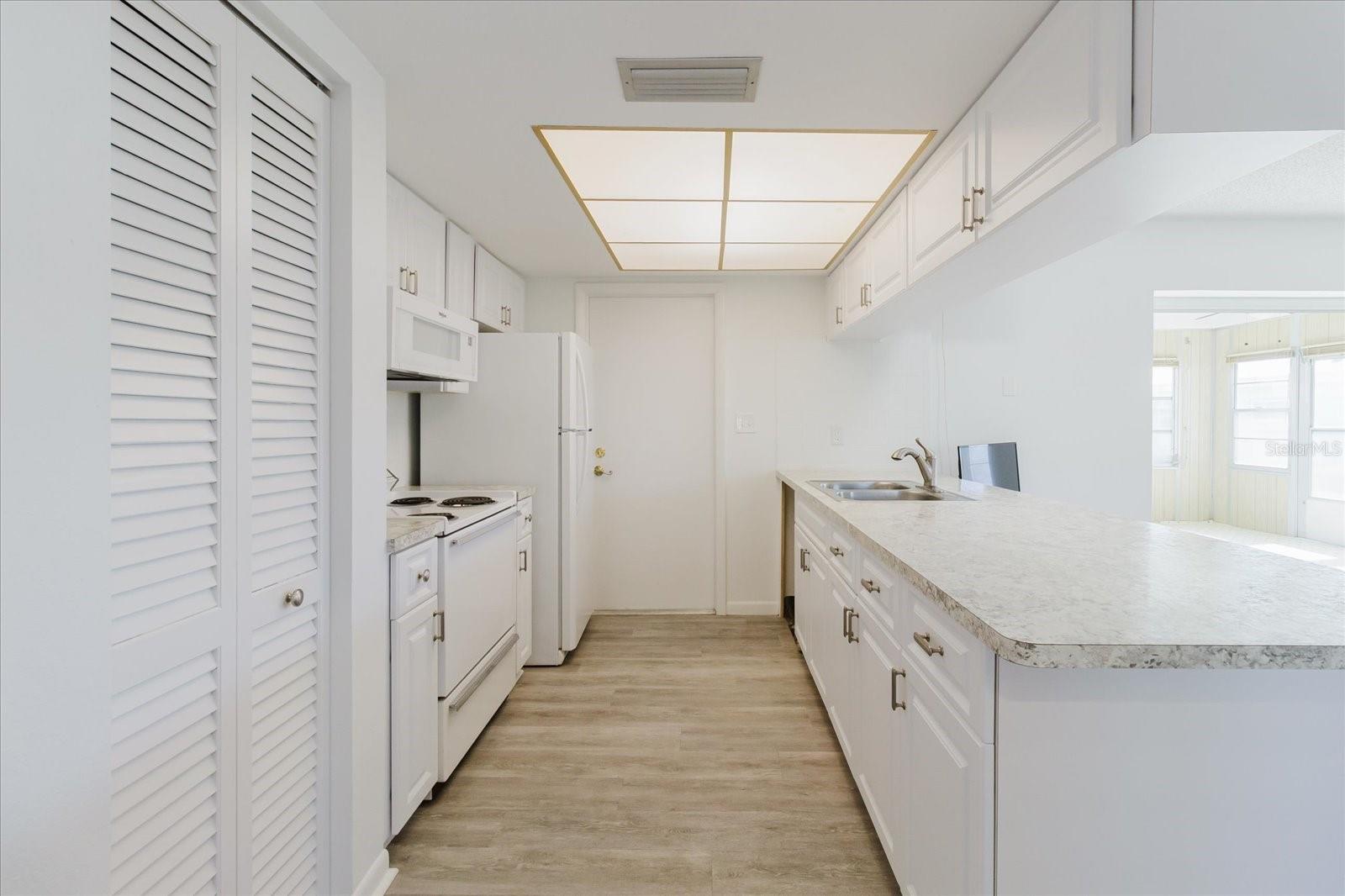 SPRINGWOOD VILLAS - Residential