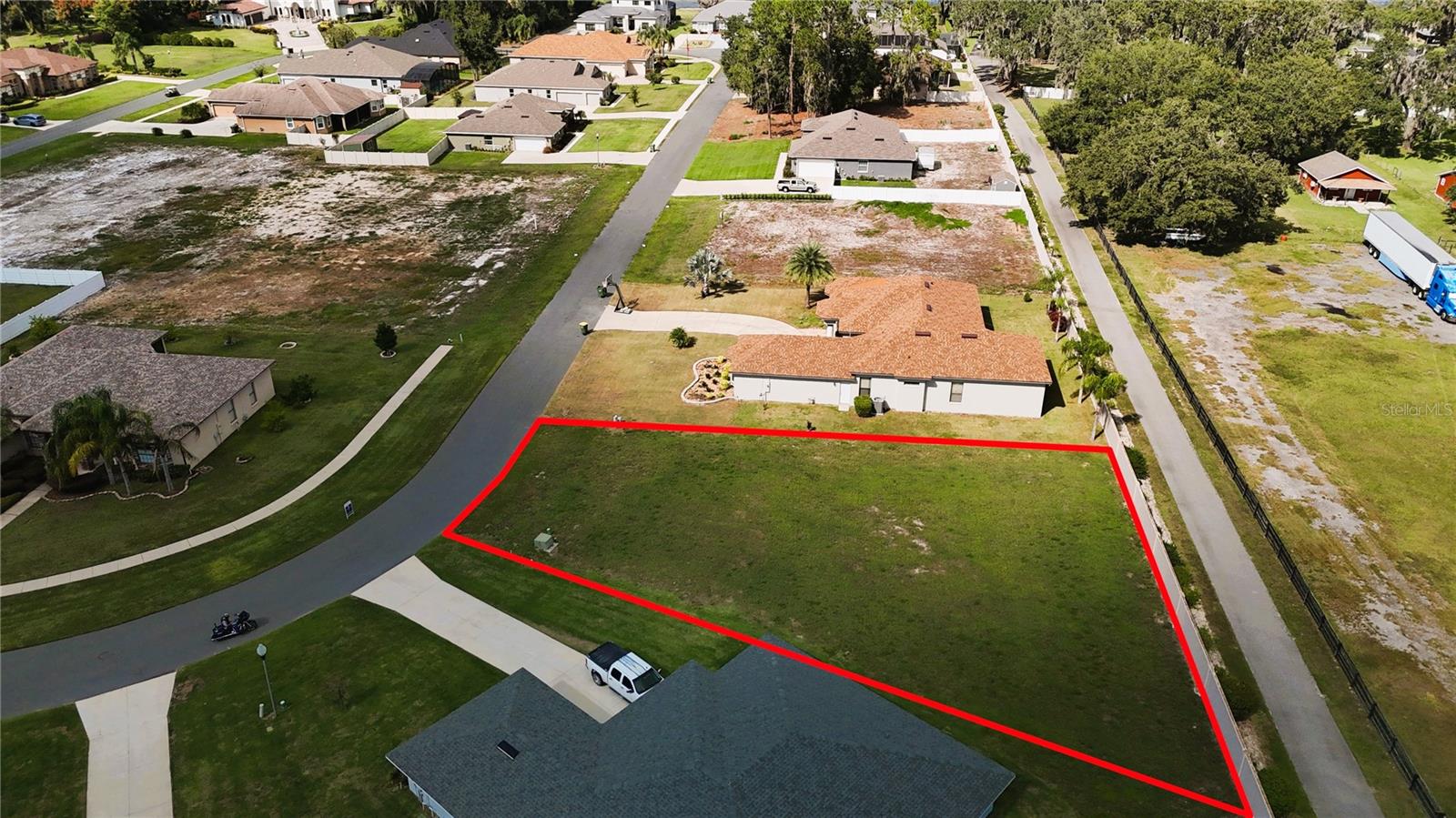 LEESBURG MAJESTIC OAKS SHORES - Land