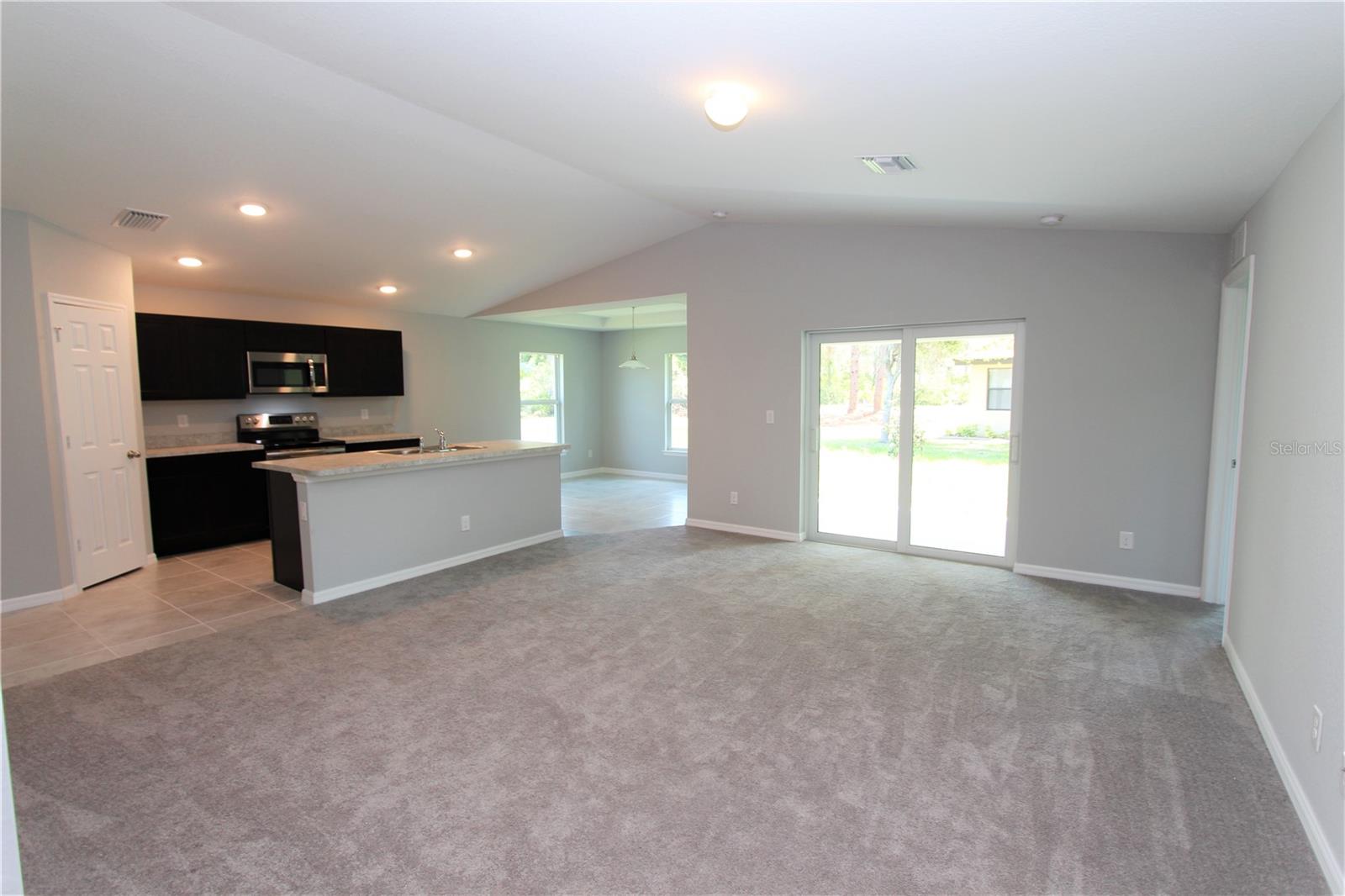 ROTONDA LAKES - Residential Lease