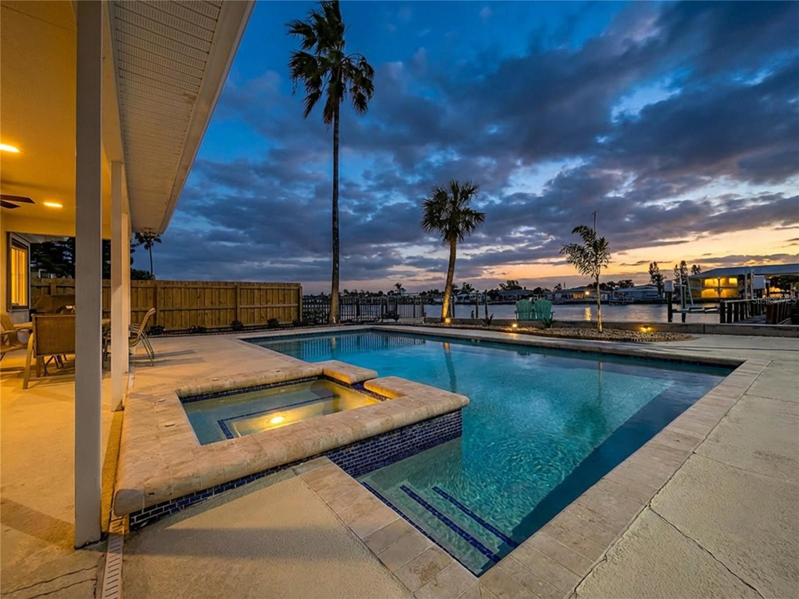 SUNSET BEACH UNIT 5 - Residential