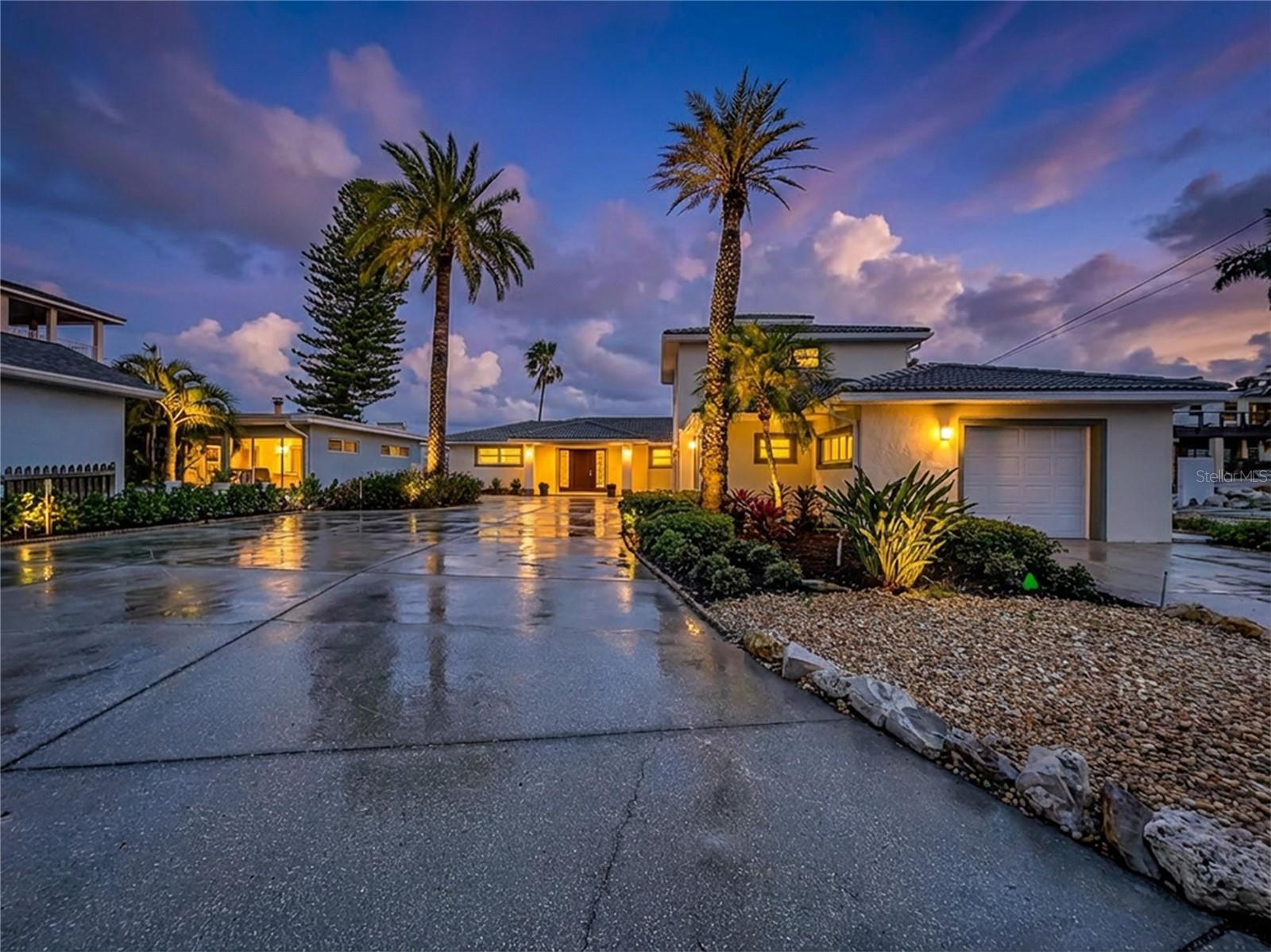 SUNSET BEACH UNIT 5 - Residential