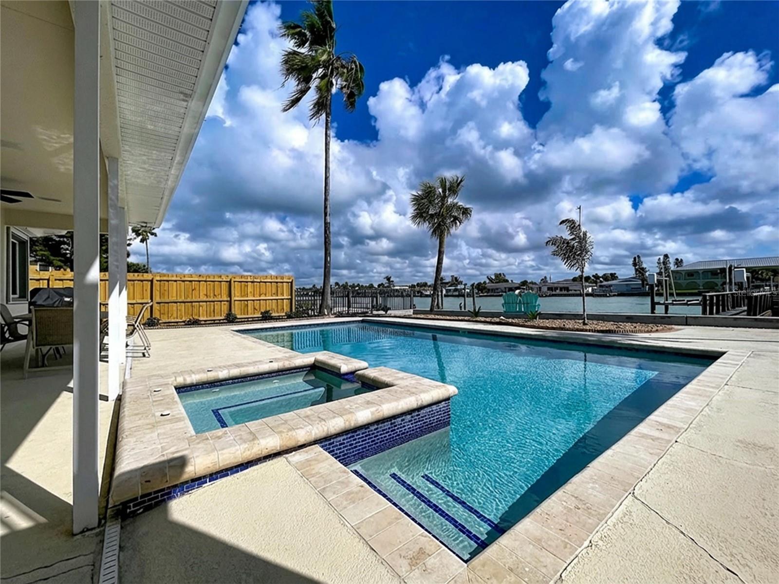 SUNSET BEACH UNIT 5 - Residential