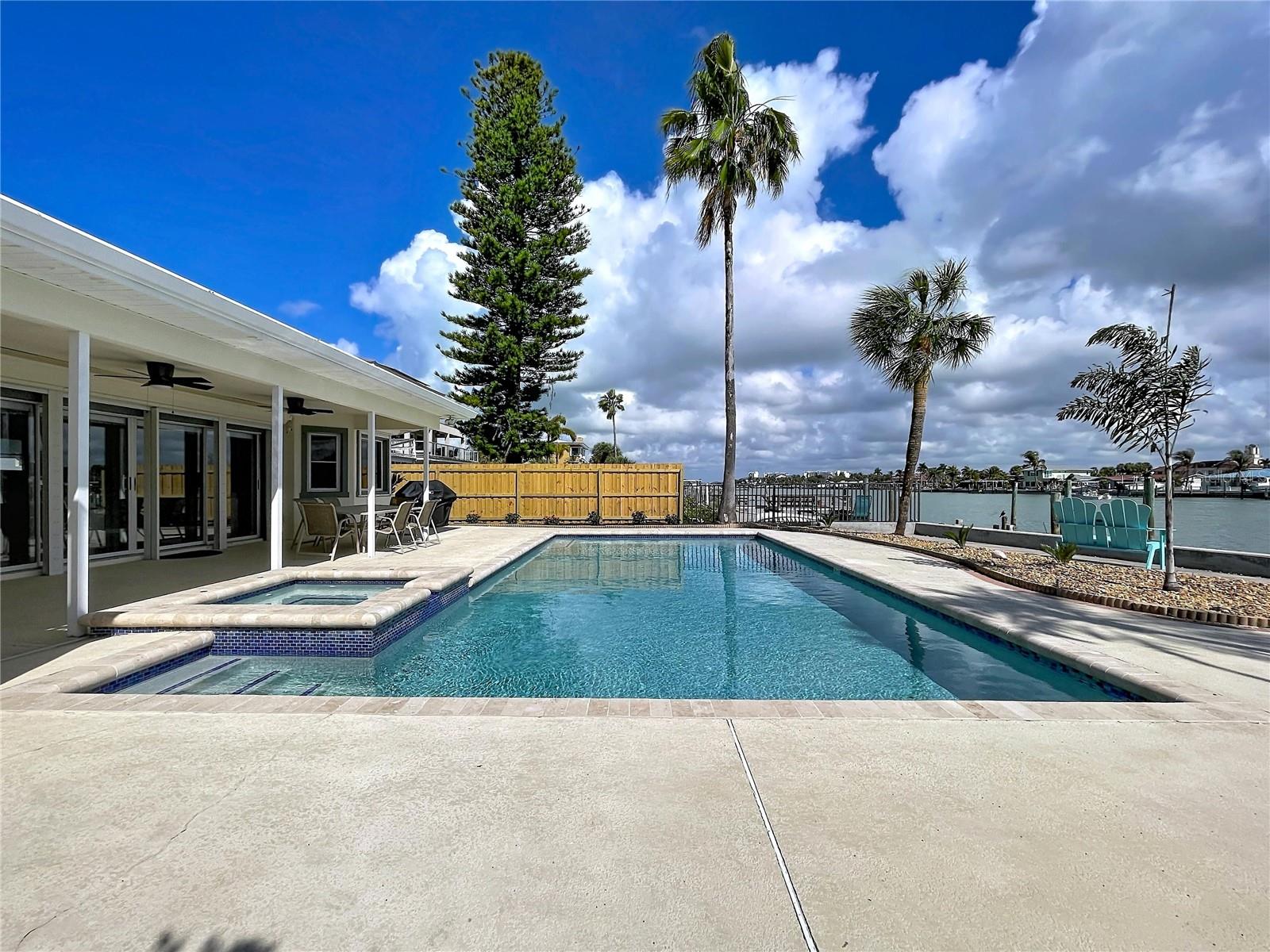 SUNSET BEACH UNIT 5 - Residential