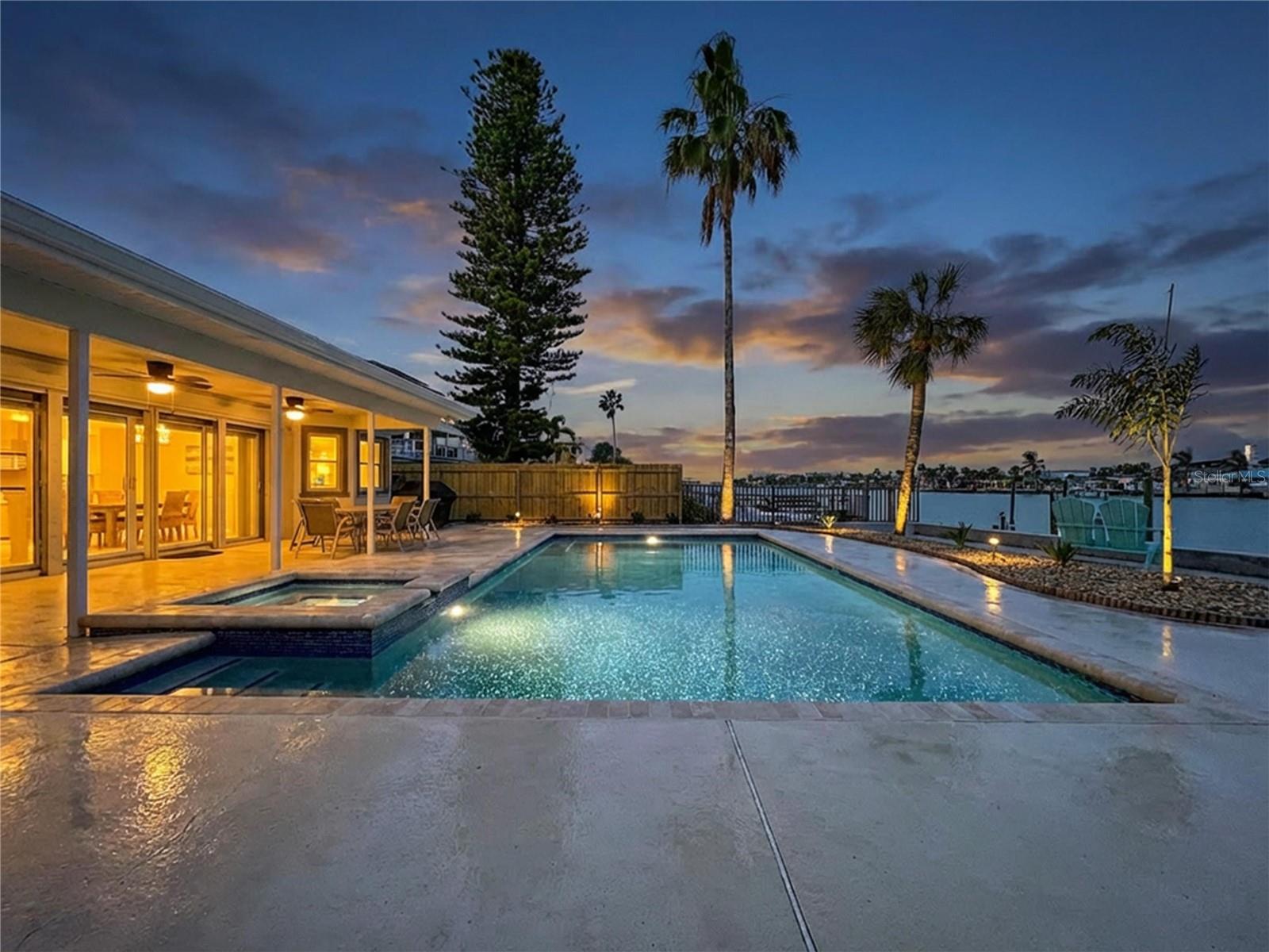 SUNSET BEACH UNIT 5 - Residential