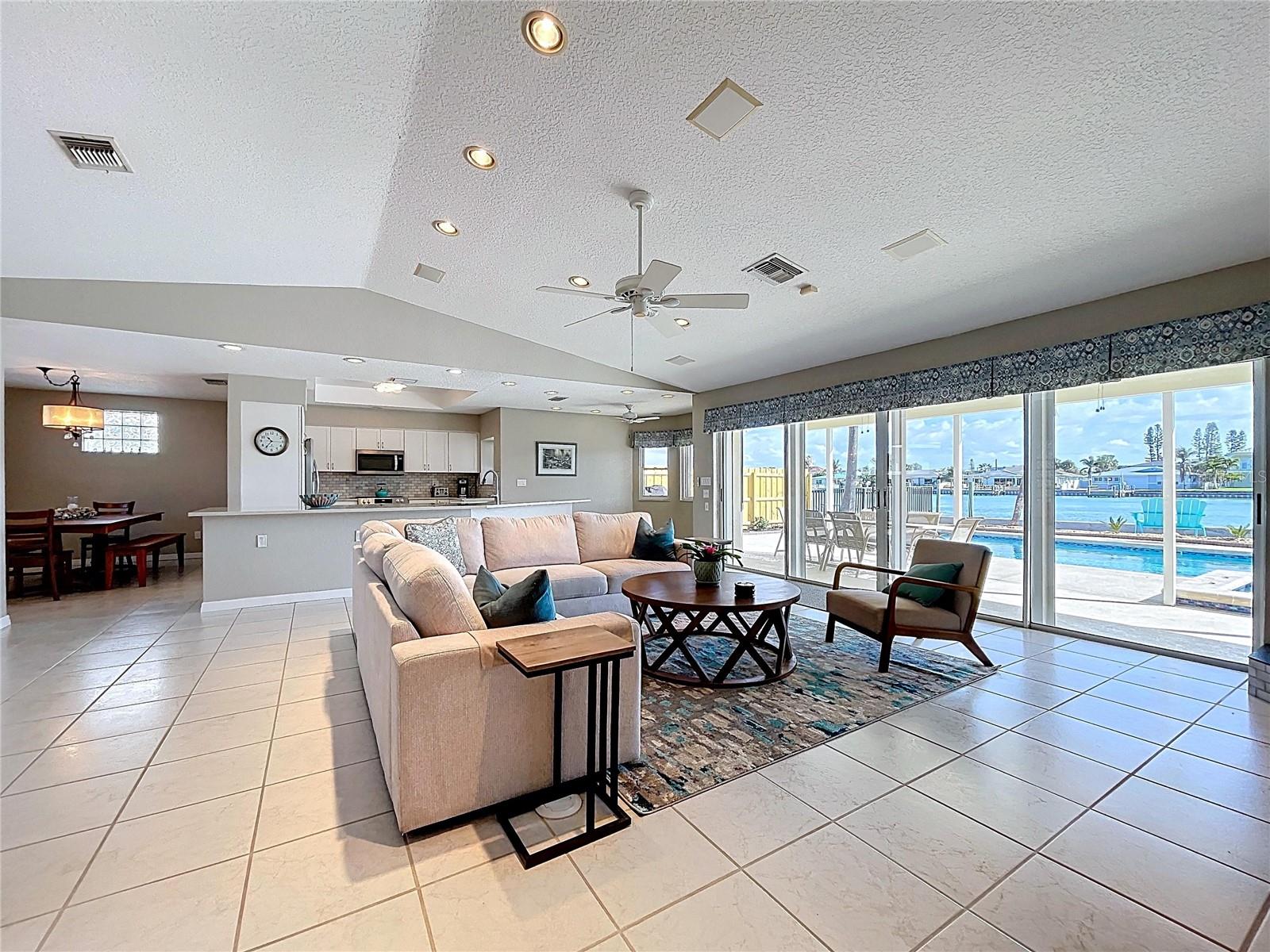 SUNSET BEACH UNIT 5 - Residential