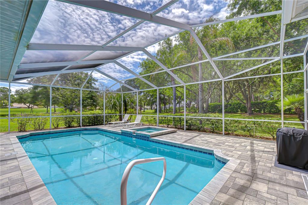 Photo of 5201 Laurel Pointe Drive, Valrico, FL 33594 (MLS # TB8495750)