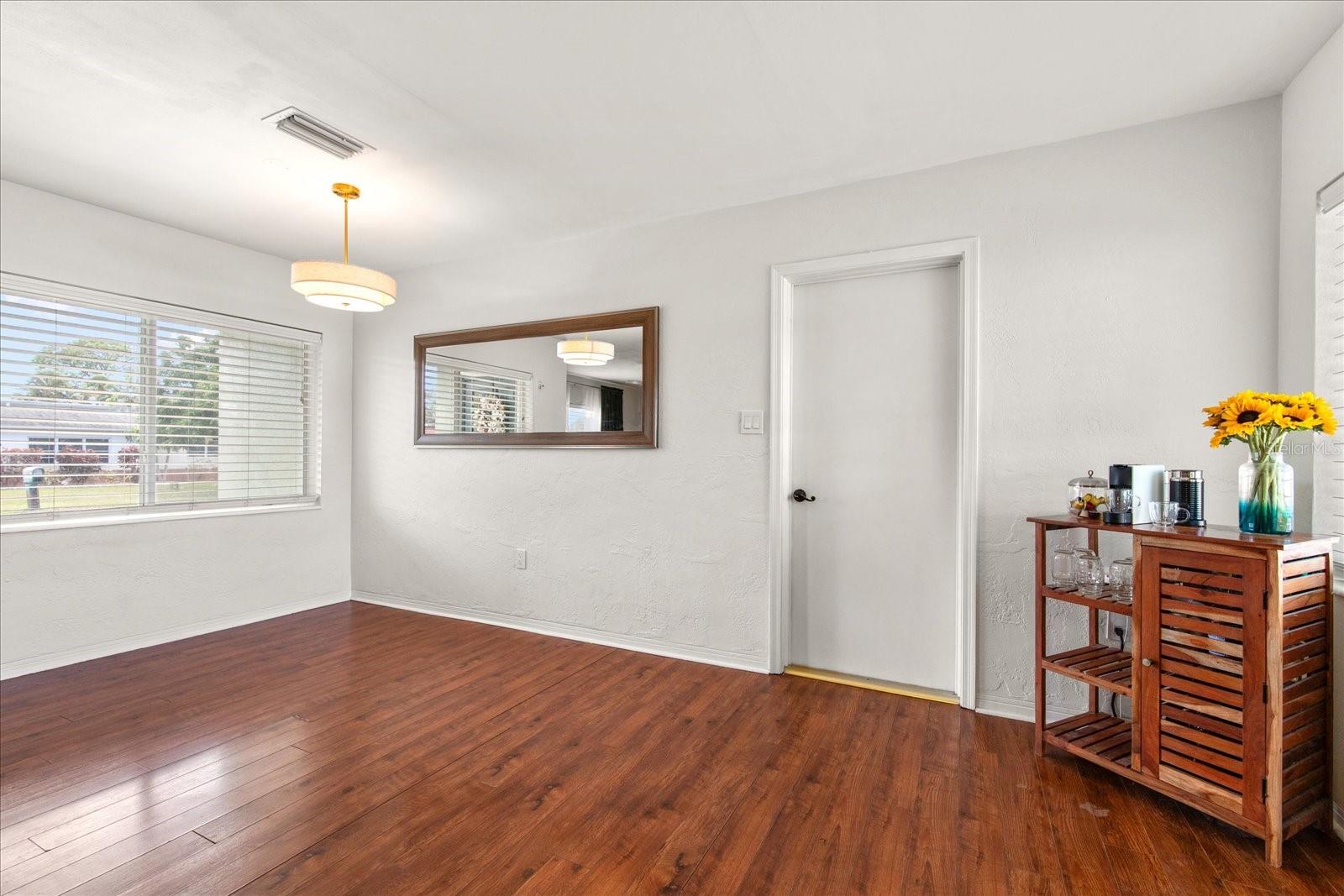 SUN HAVEN HOMES UNIT 3 BLK 16, LOT13 - Residential