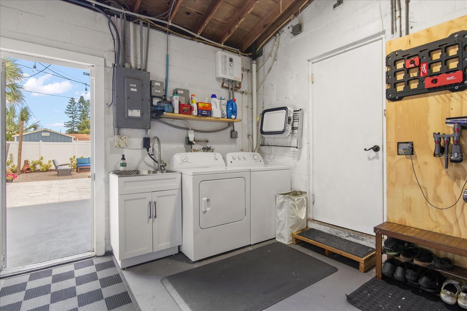 SUN HAVEN HOMES UNIT 3 BLK 16, LOT13 - Residential