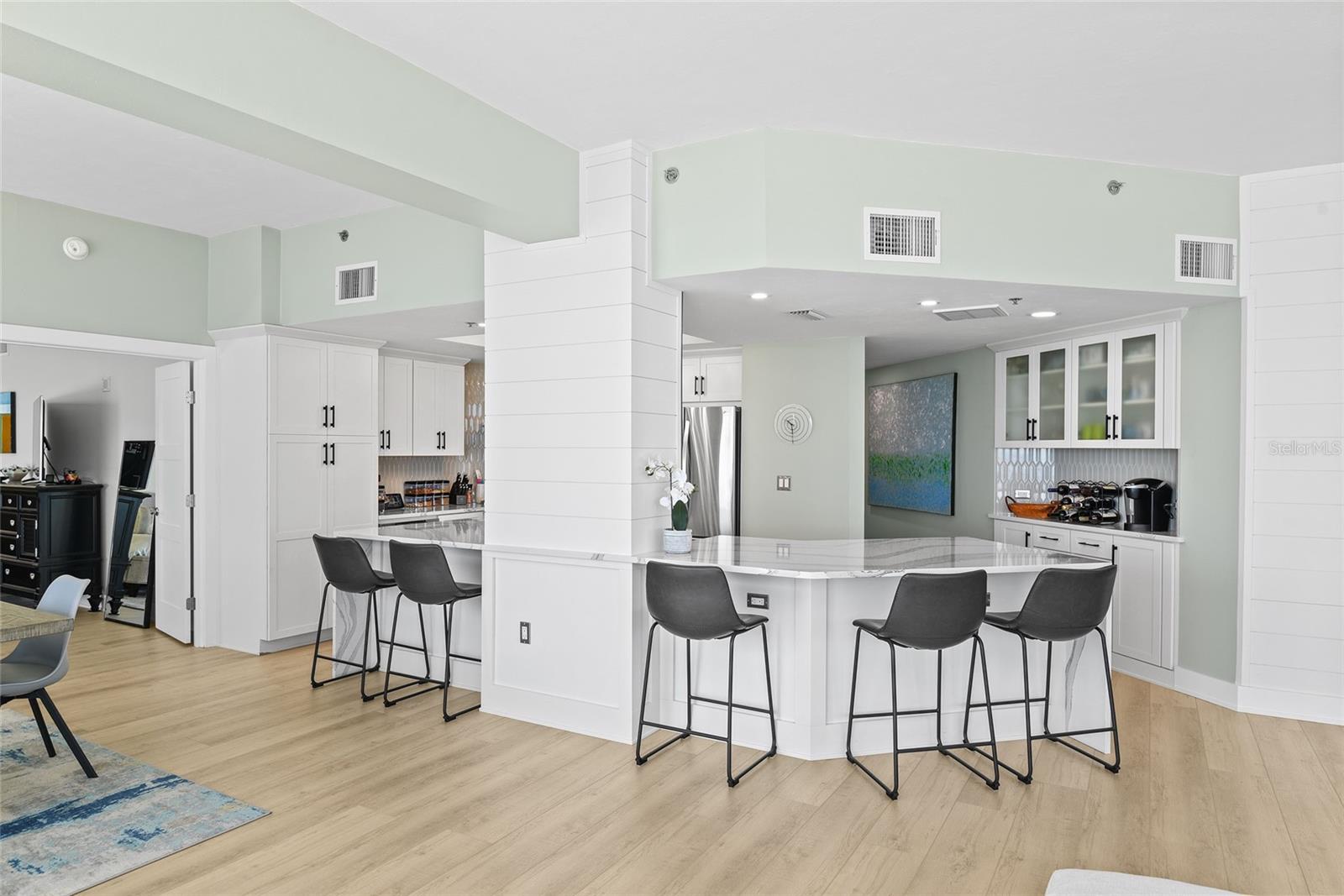 SURF & RACQUET CLUB CONDO - Residential