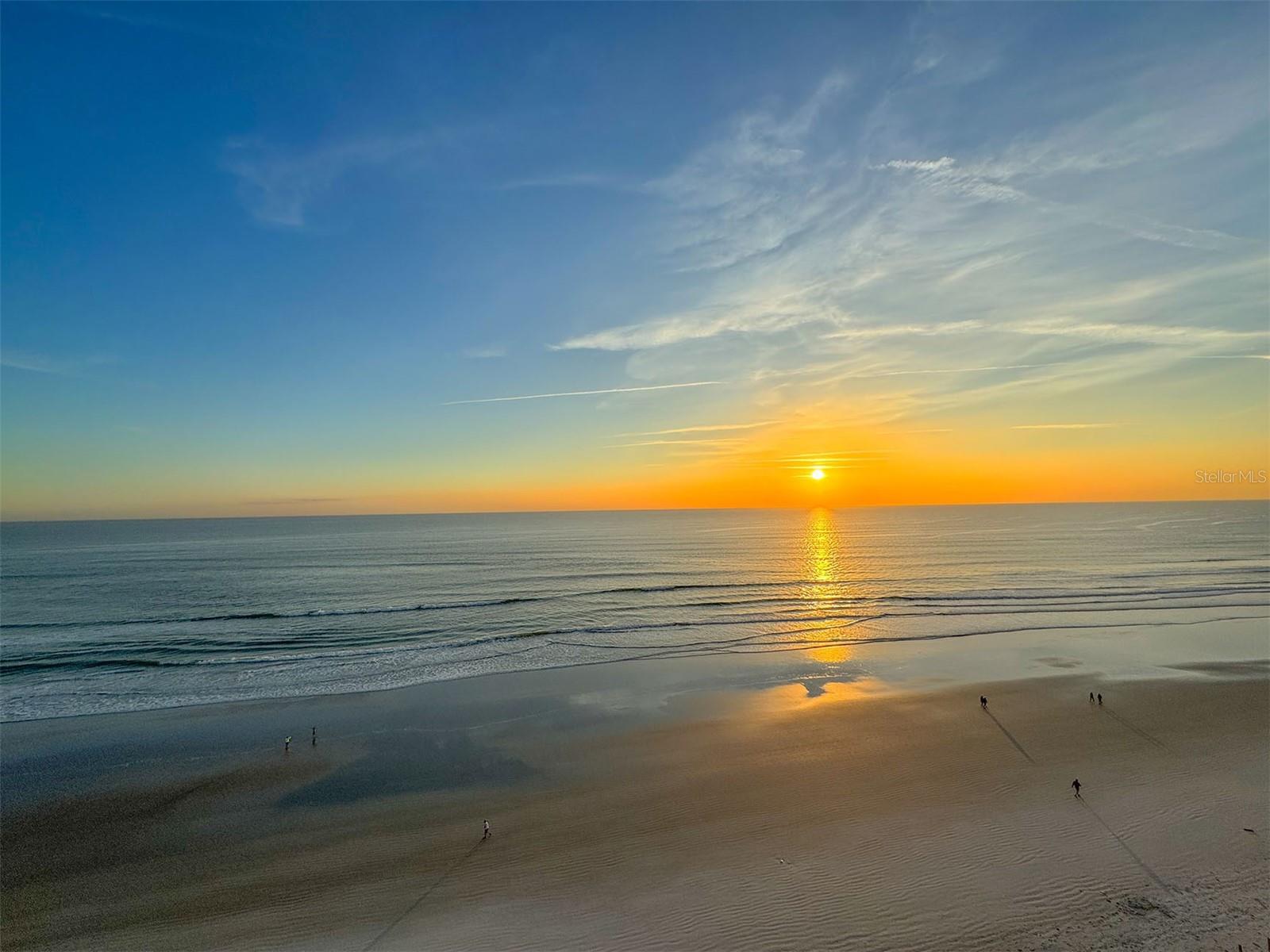 SURF & RACQUET CLUB CONDO - Residential