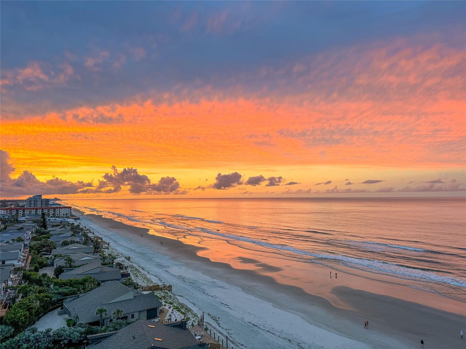 SURF & RACQUET CLUB CONDO - Residential