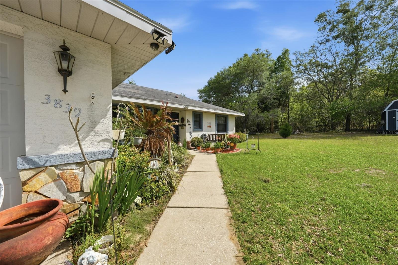 MEADOW OAKS UNREC - Residential