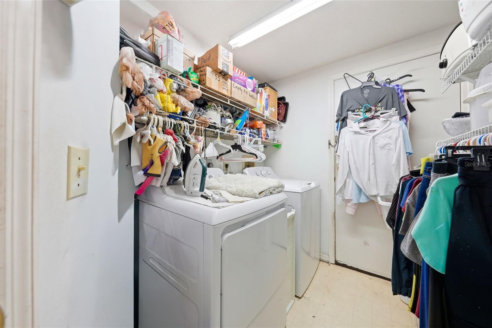 MEADOW OAKS UNREC - Residential