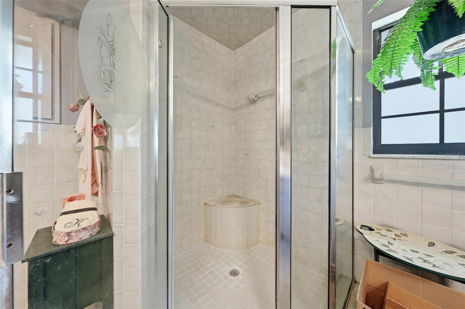 MEADOW OAKS UNREC - Residential