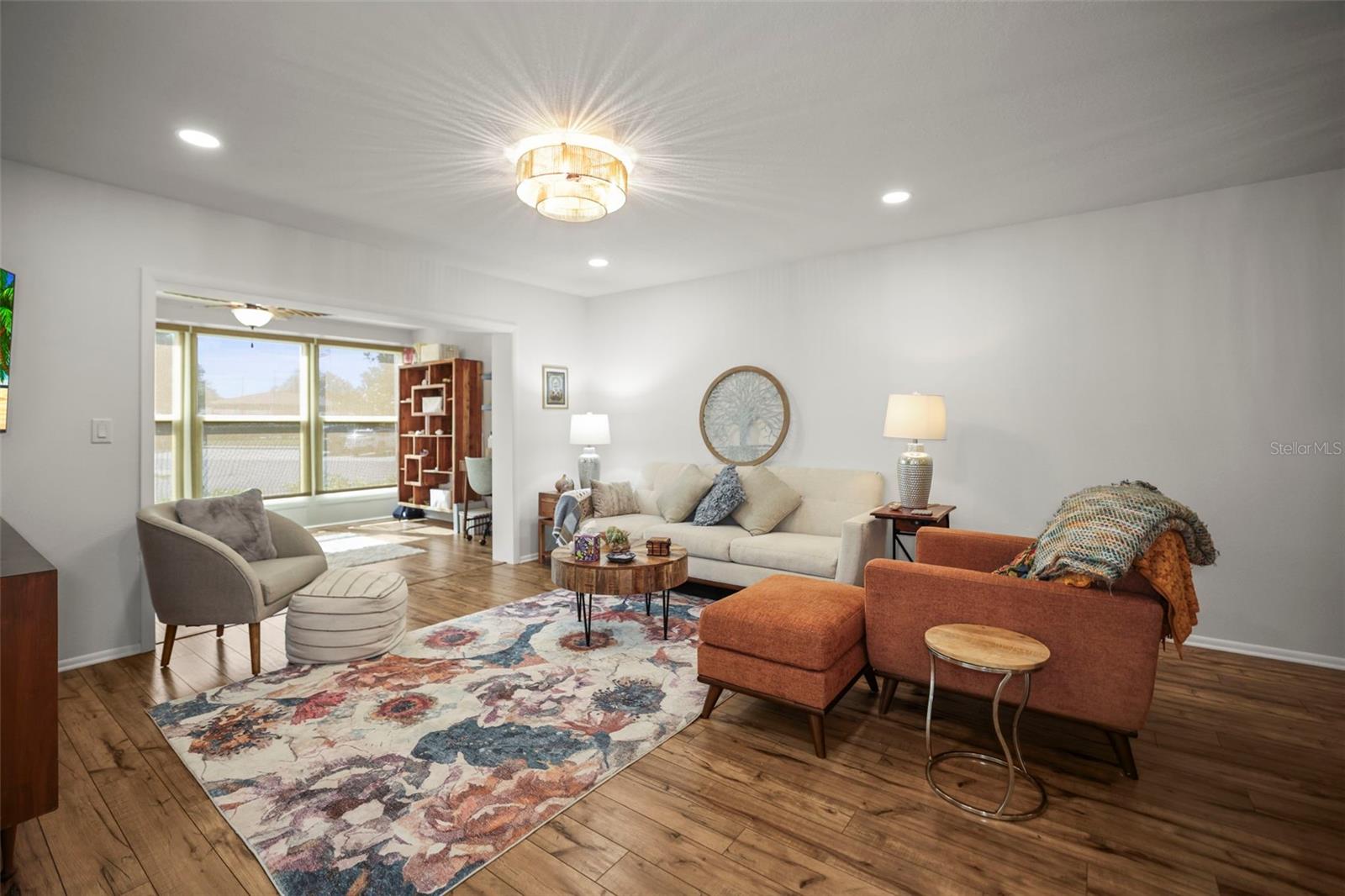 SCOTSDALE CLUSTER CONDO - Residential
