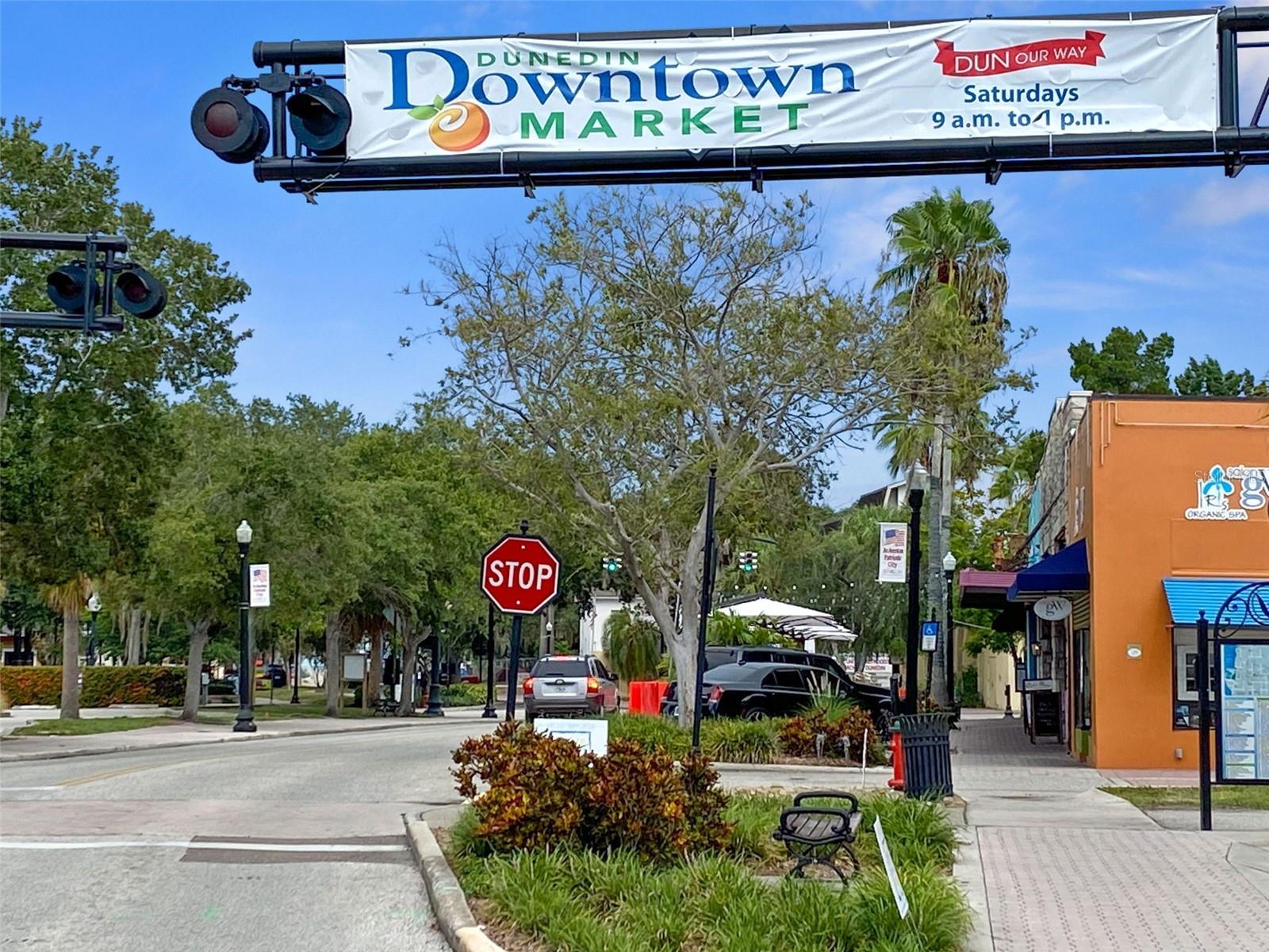 SCOTSDALE CLUSTER CONDO - Residential