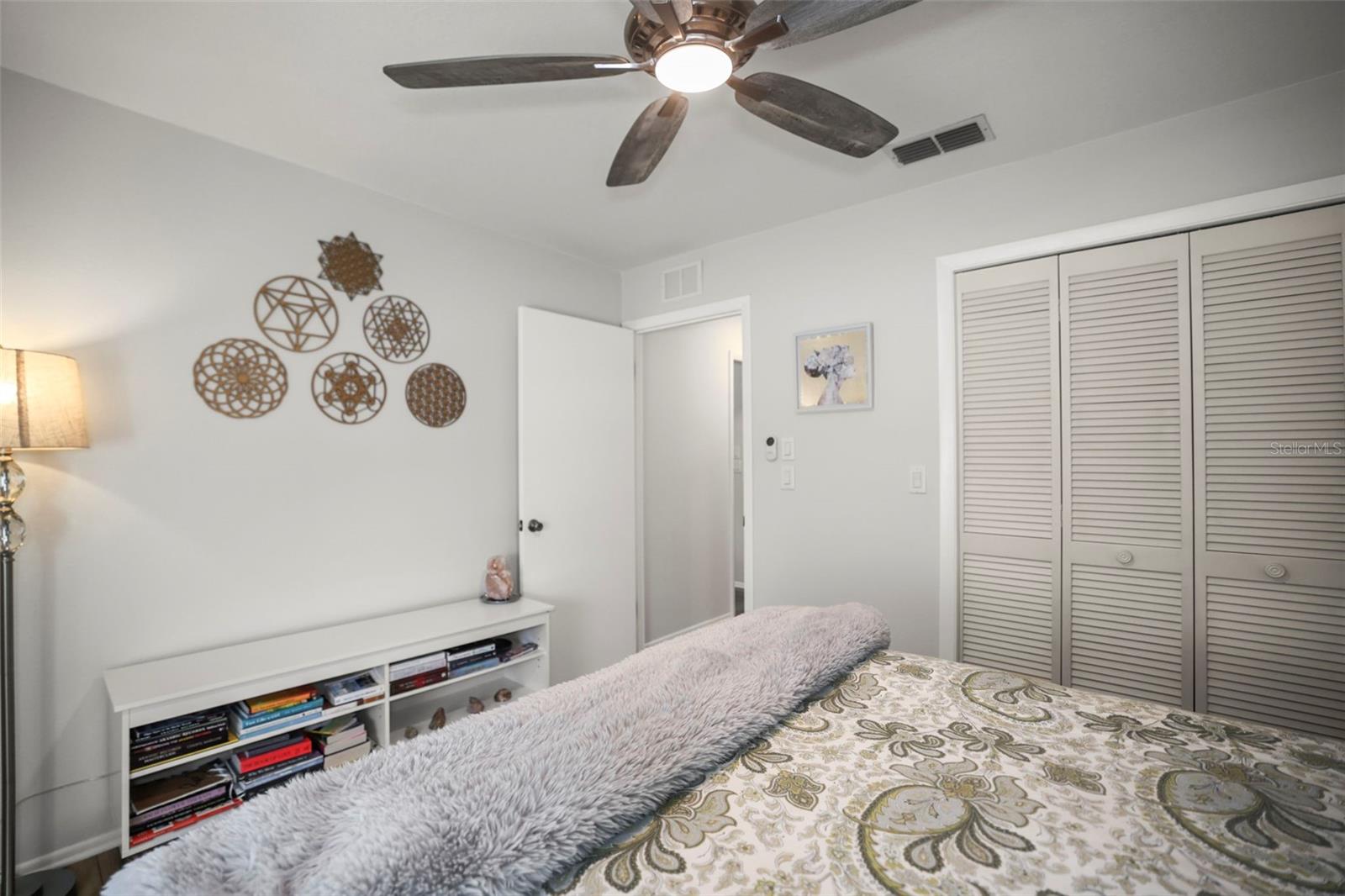 SCOTSDALE CLUSTER CONDO - Residential