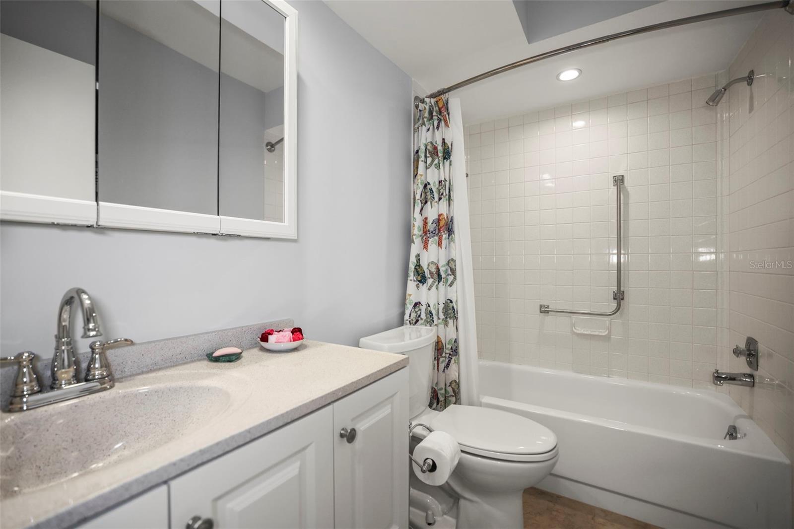 SCOTSDALE CLUSTER CONDO - Residential