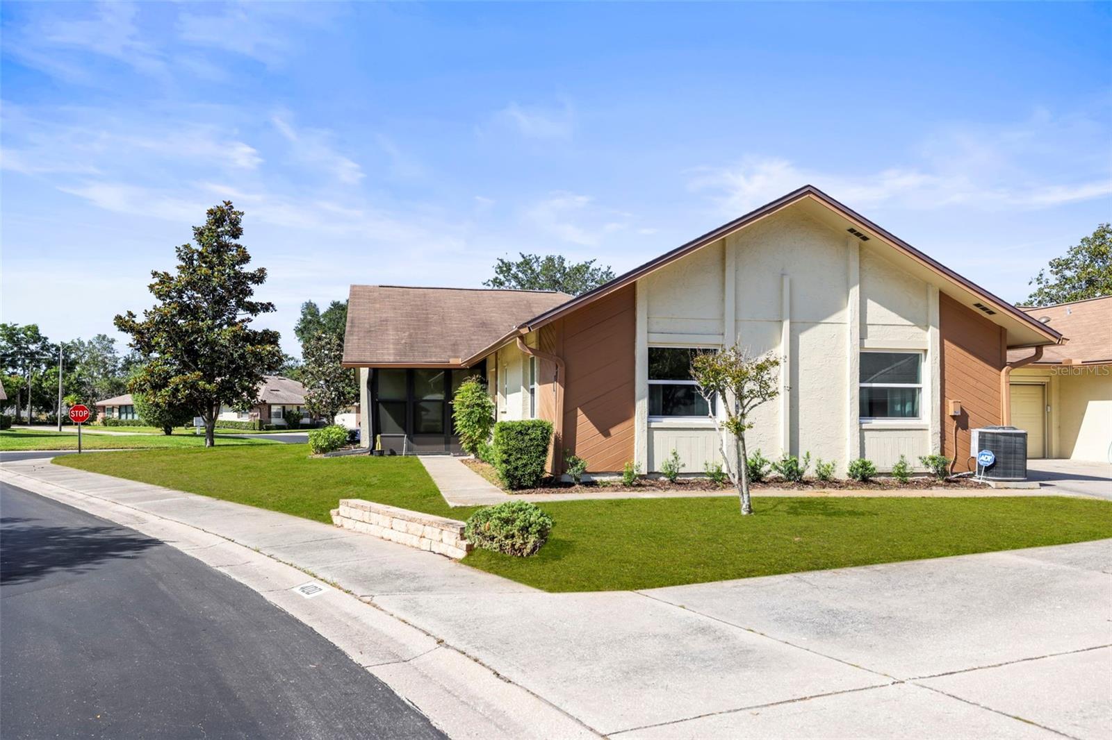 SCOTSDALE CLUSTER CONDO - Residential