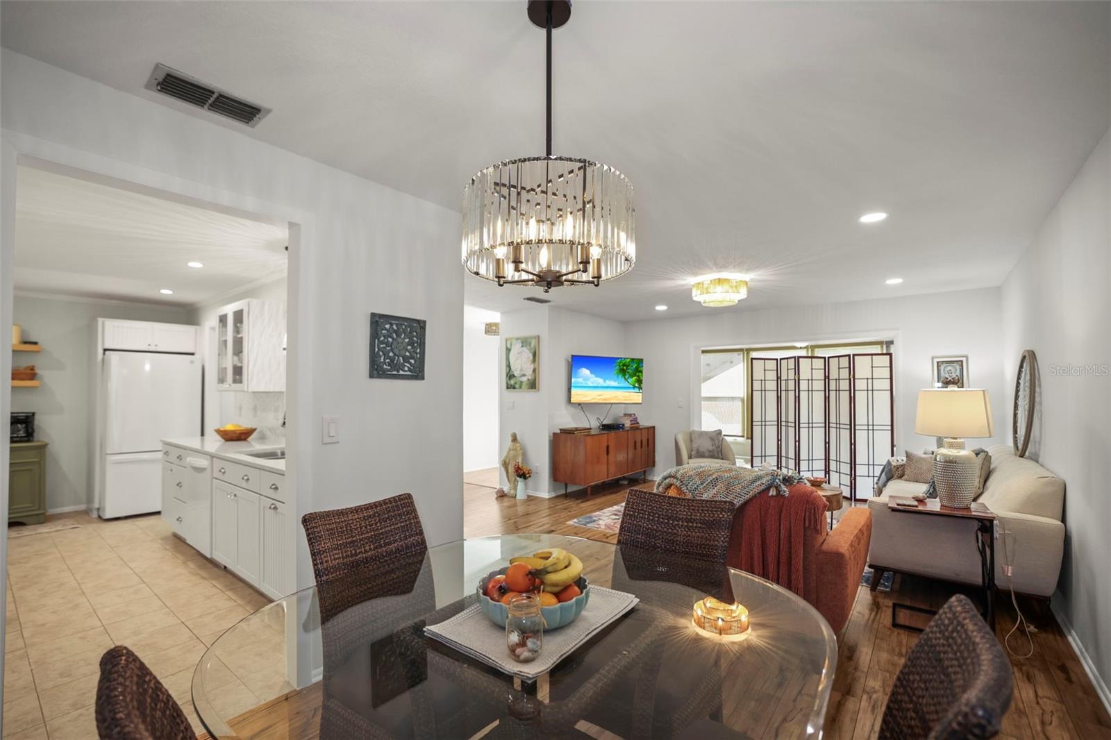 SCOTSDALE CLUSTER CONDO - Residential