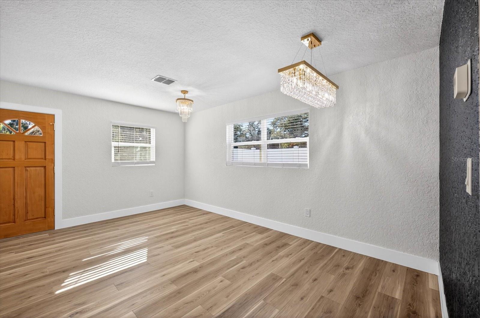 EL PORTAL - Residential