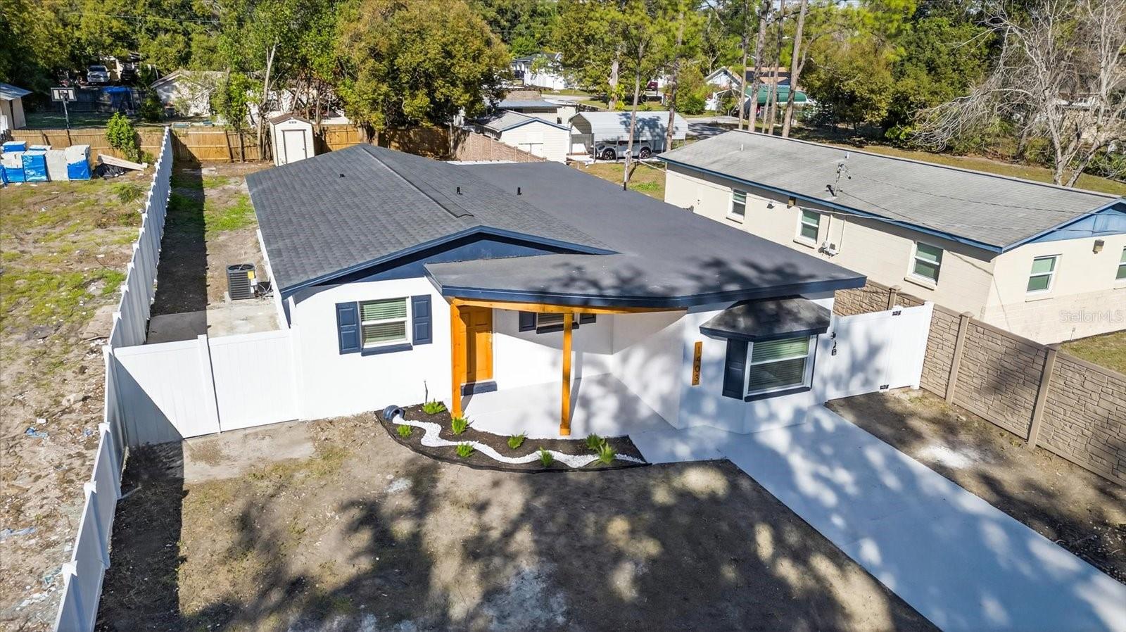 EL PORTAL - Residential