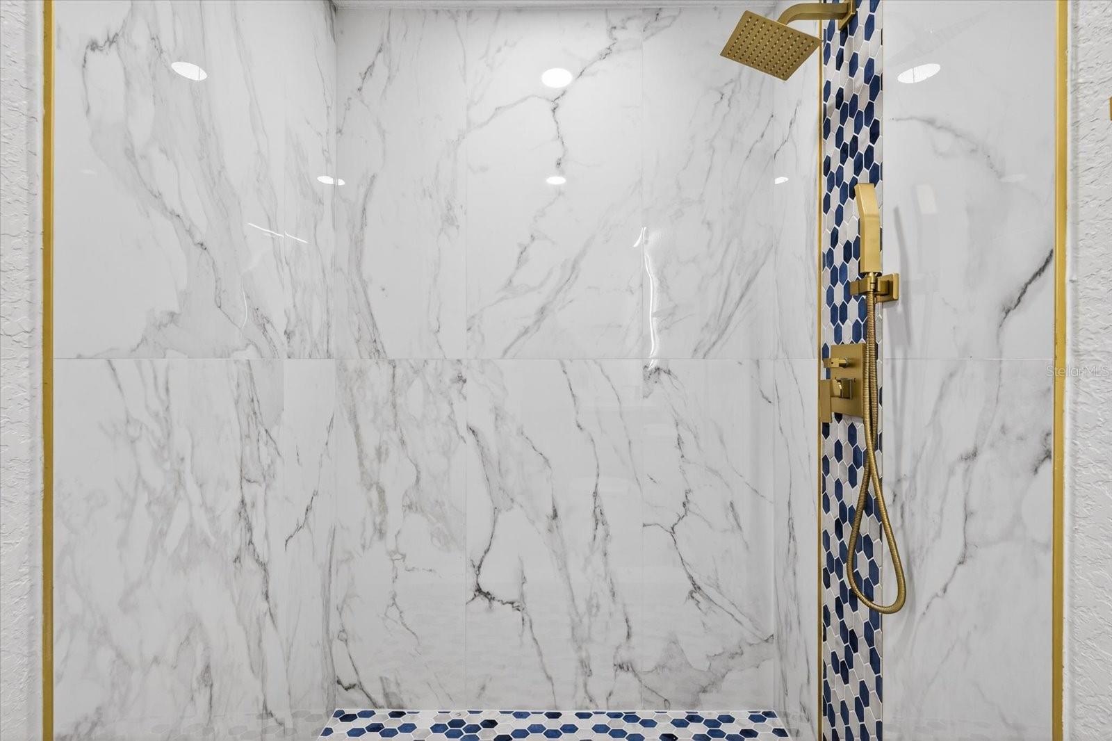 EL PORTAL - Residential