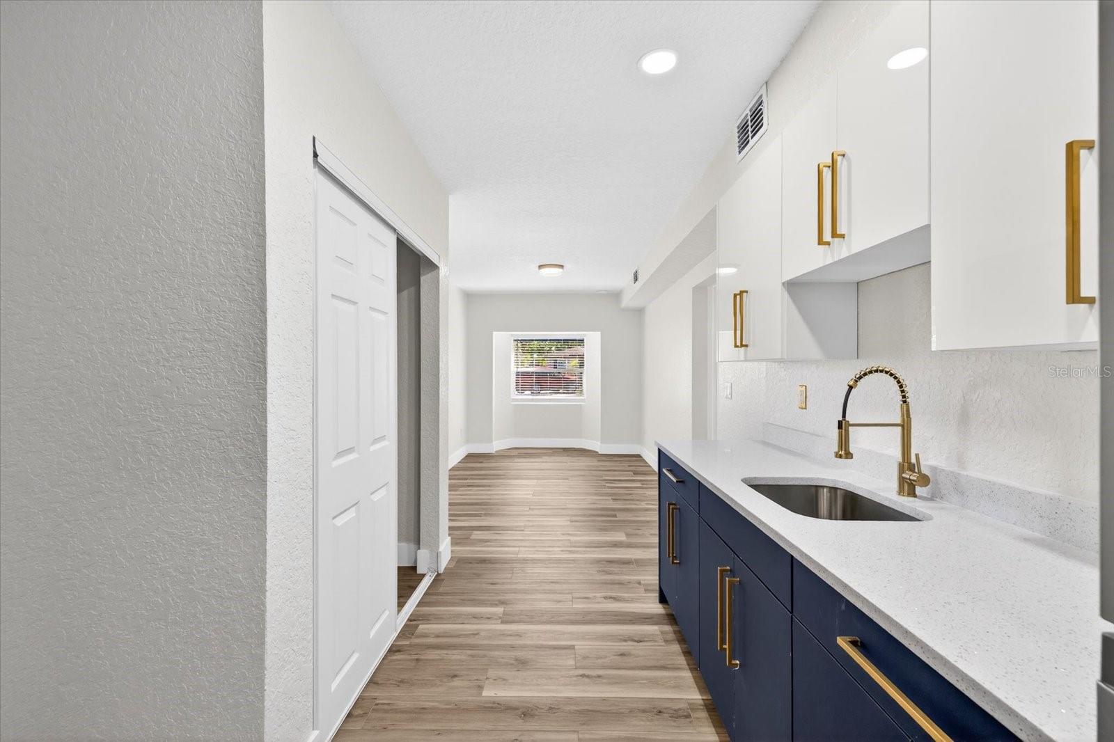 EL PORTAL - Residential