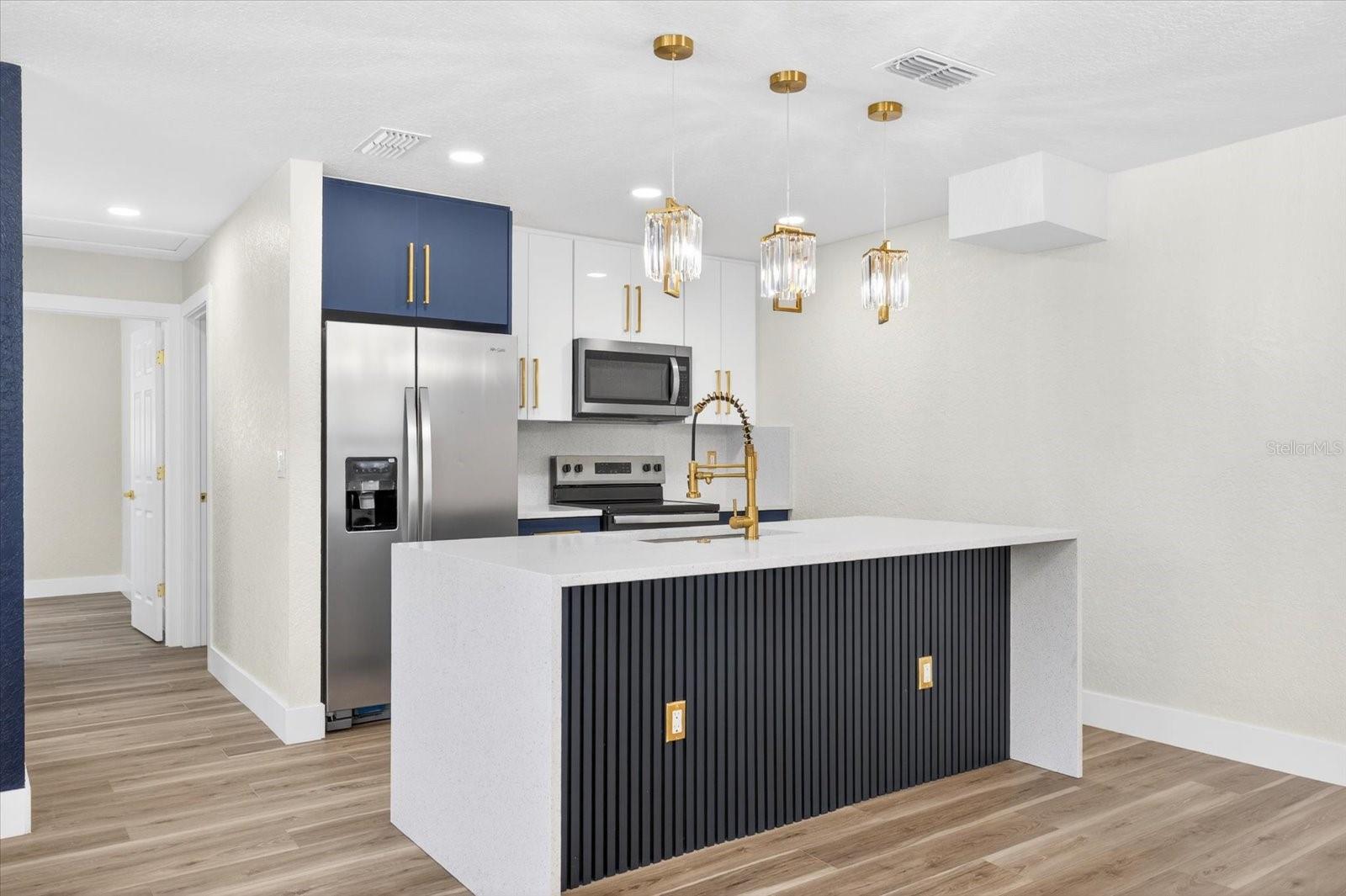 EL PORTAL - Residential