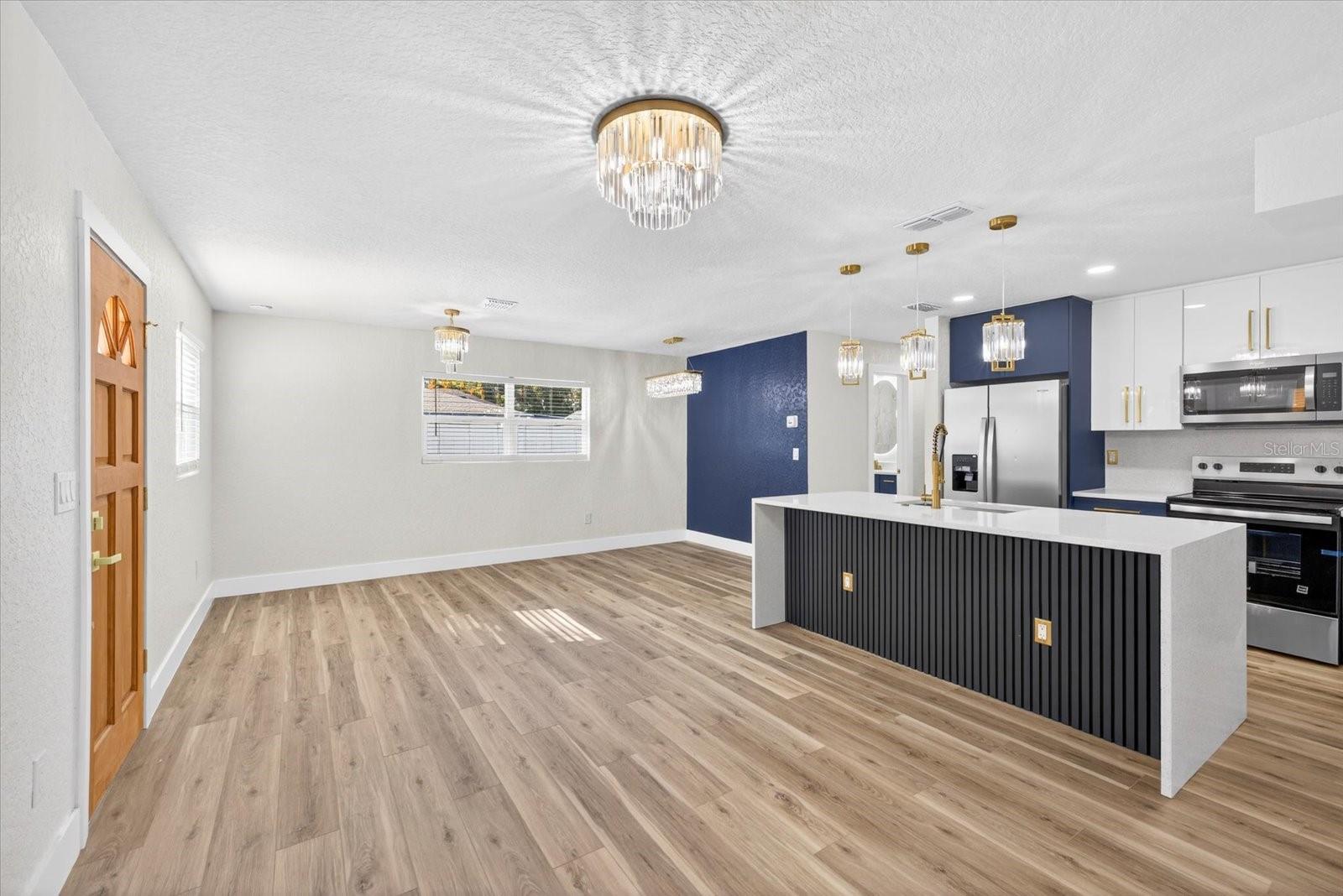 EL PORTAL - Residential