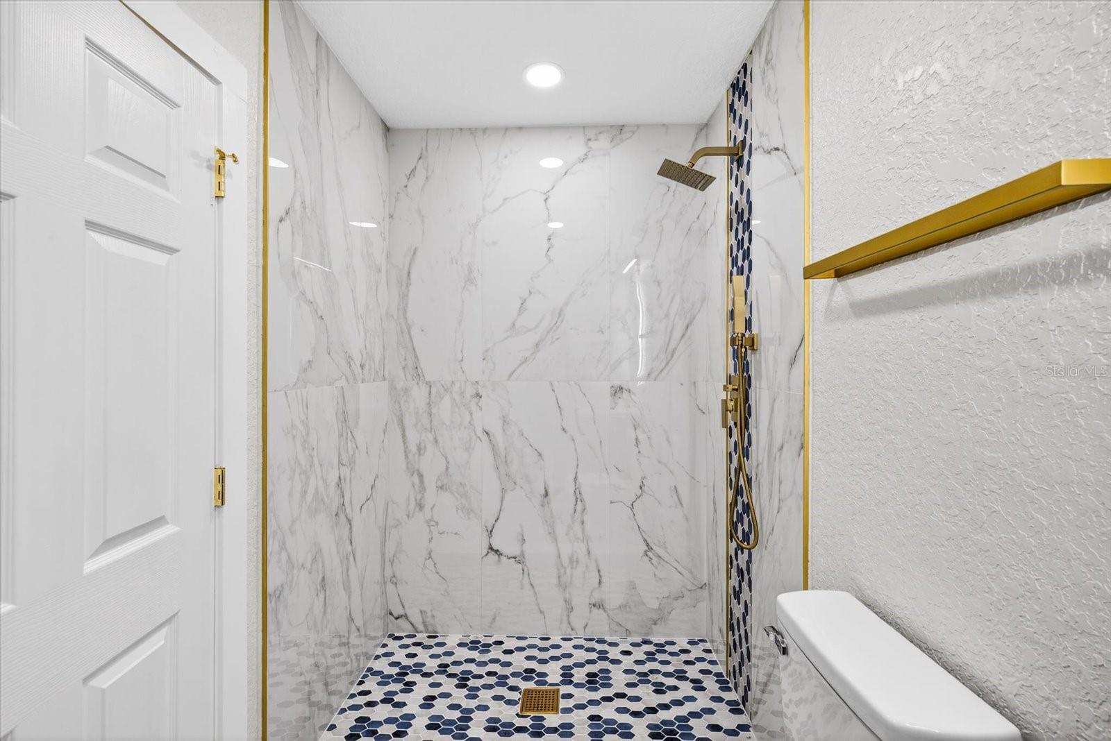 EL PORTAL - Residential